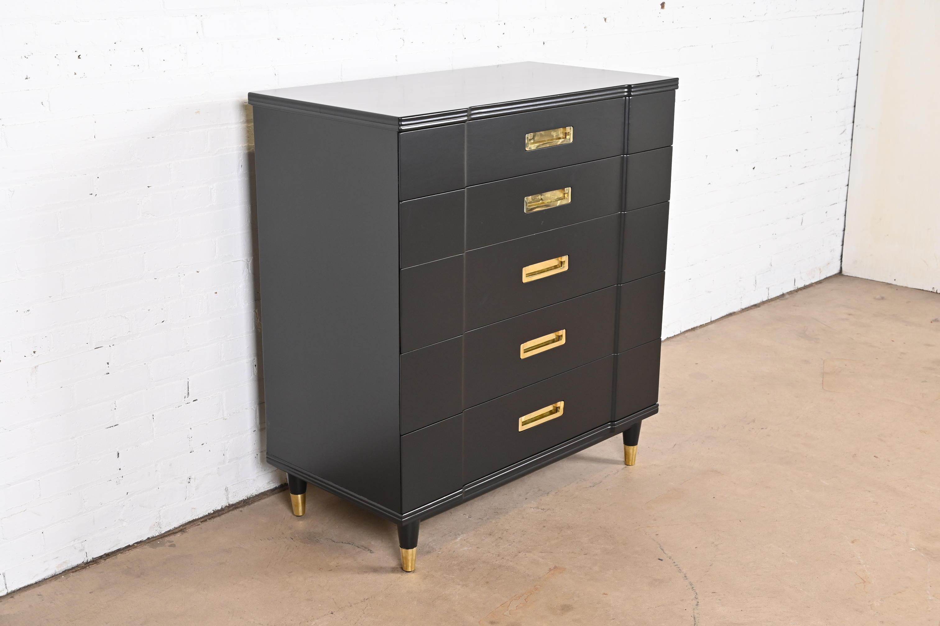 Mid-20th Century John Widdicomb Hollywood Regency Campaign Black Lacquered Highboy Dresser, 1950s For Sale