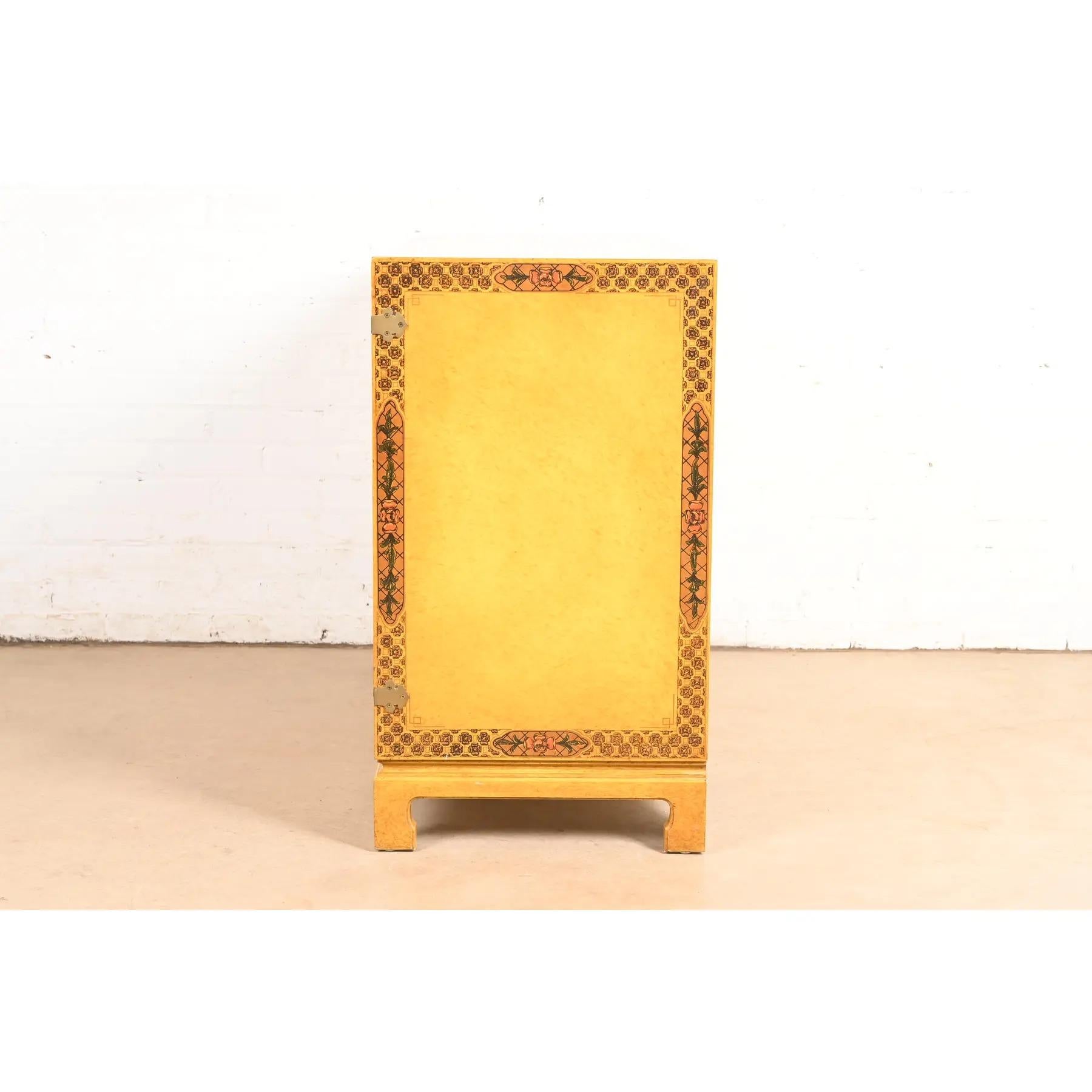 John Widdicomb Hollywood Regency Chinoiserie Hand-Painted Lacquered Bar Cabinet For Sale 8
