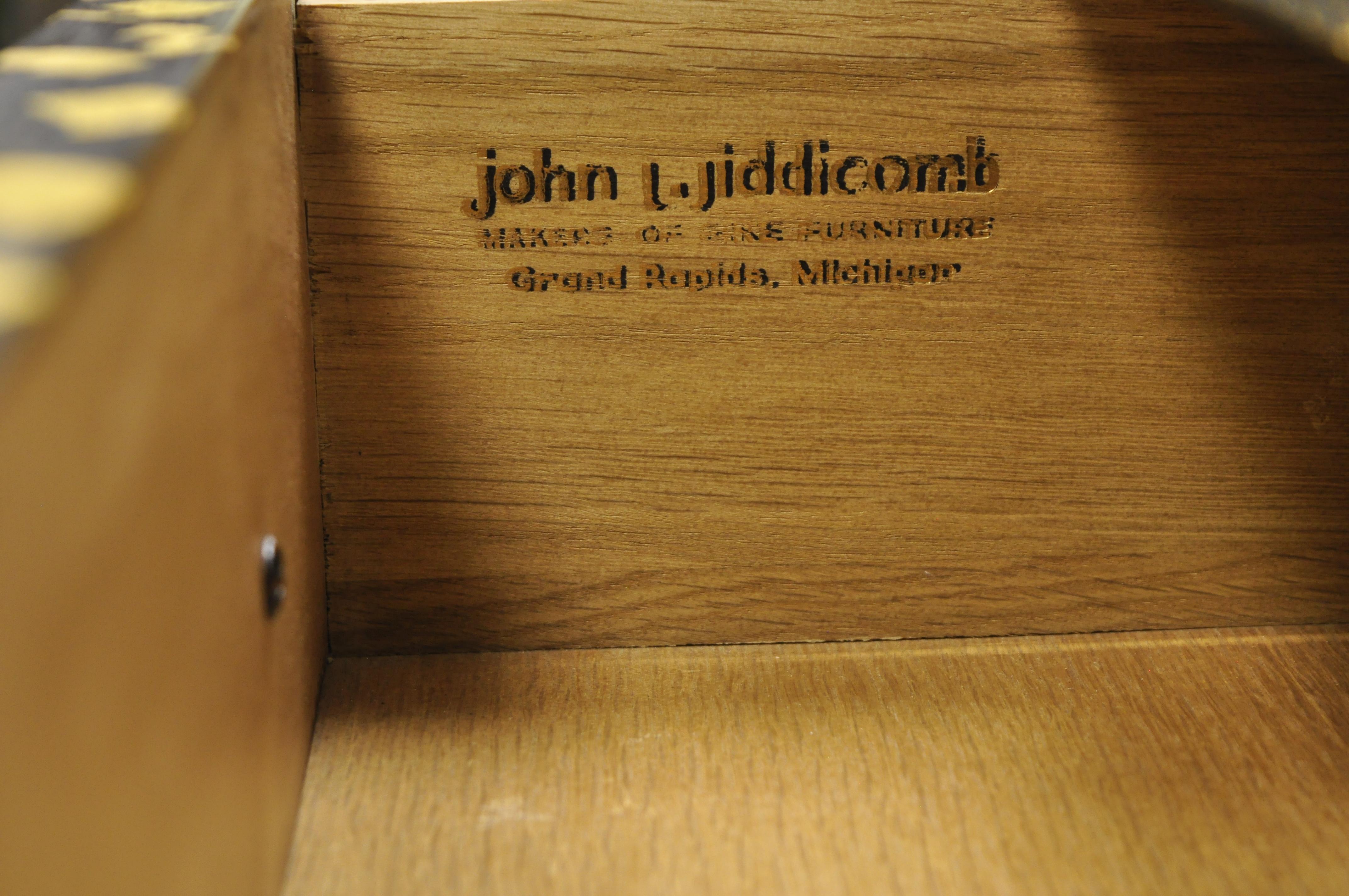20th Century John Widdicomb Mahogany Gold Gilt 3 Drawer Mediterranean Small Chest Nightstand