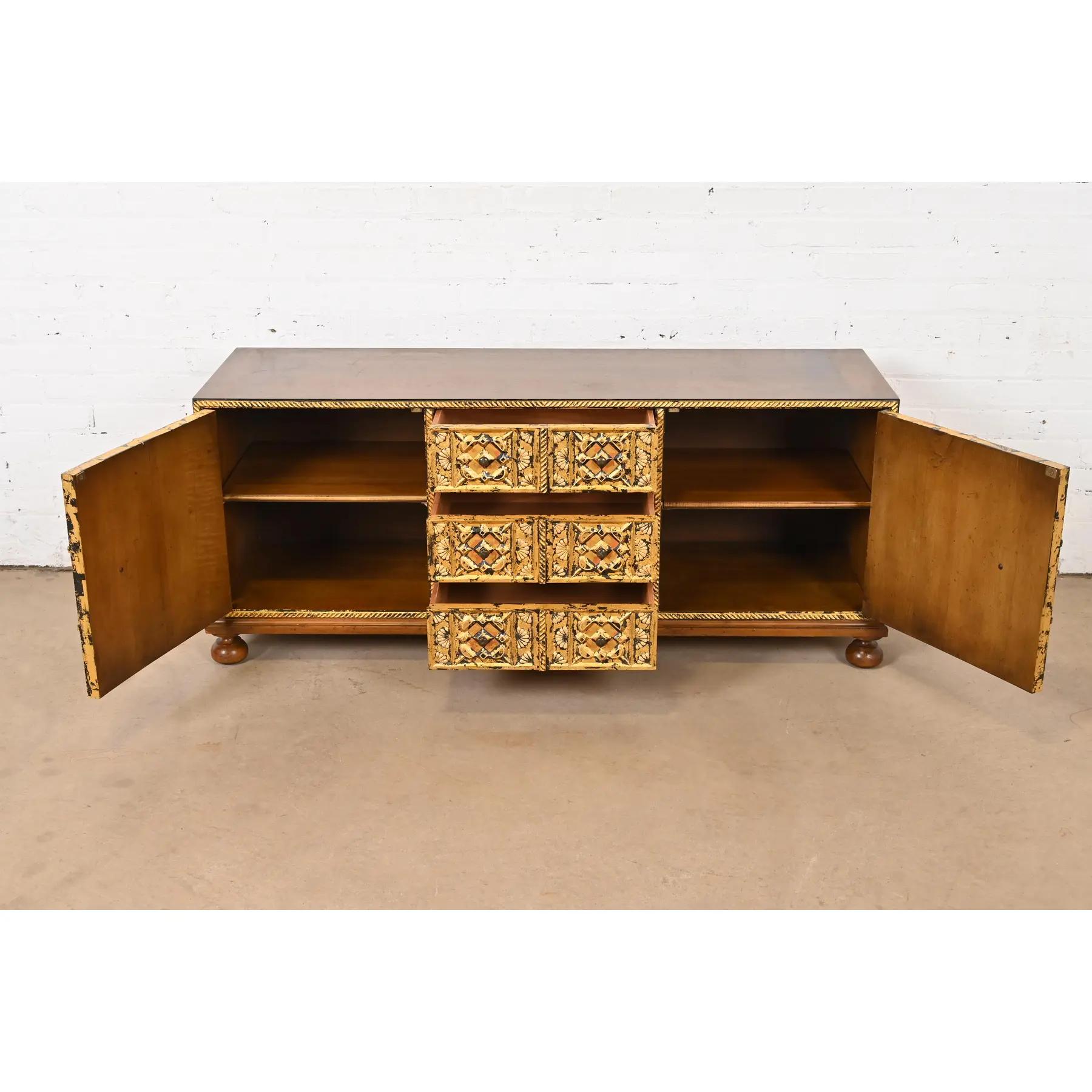 John Widdicomb Mediterrane Treasure Chest Niedrige Anrichte, 1960er Jahre (Mitte des 20. Jahrhunderts) im Angebot
