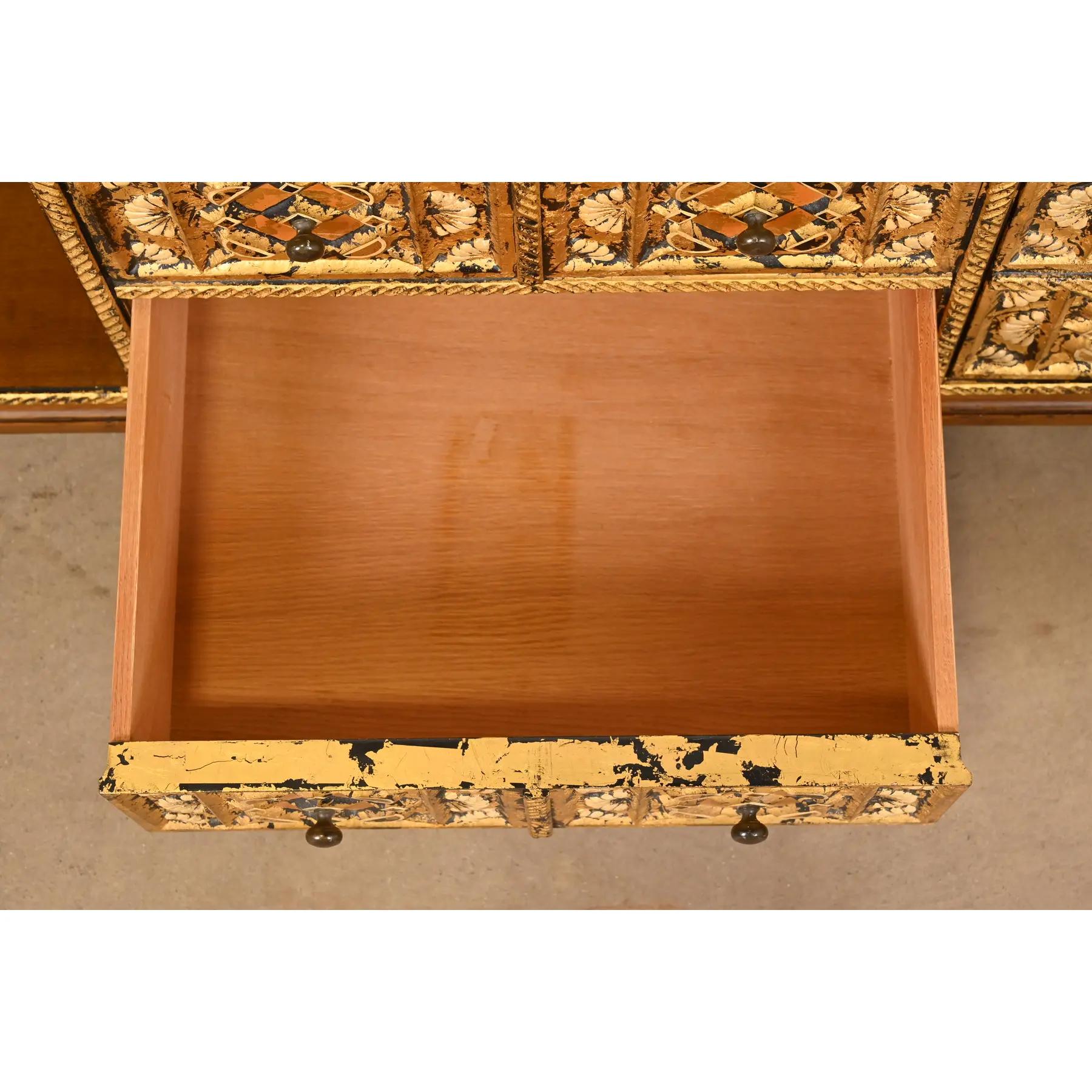 John Widdicomb Mediterrane Treasure Chest Niedrige Anrichte, 1960er Jahre (Walnuss) im Angebot