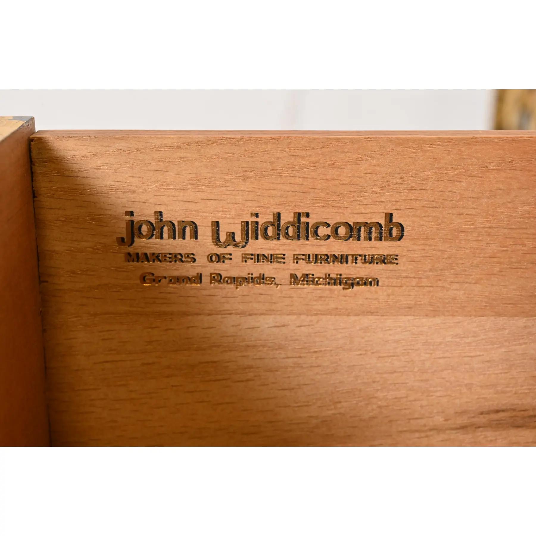John Widdicomb Mediterrane Treasure Chest Niedrige Anrichte, 1960er Jahre im Angebot 2