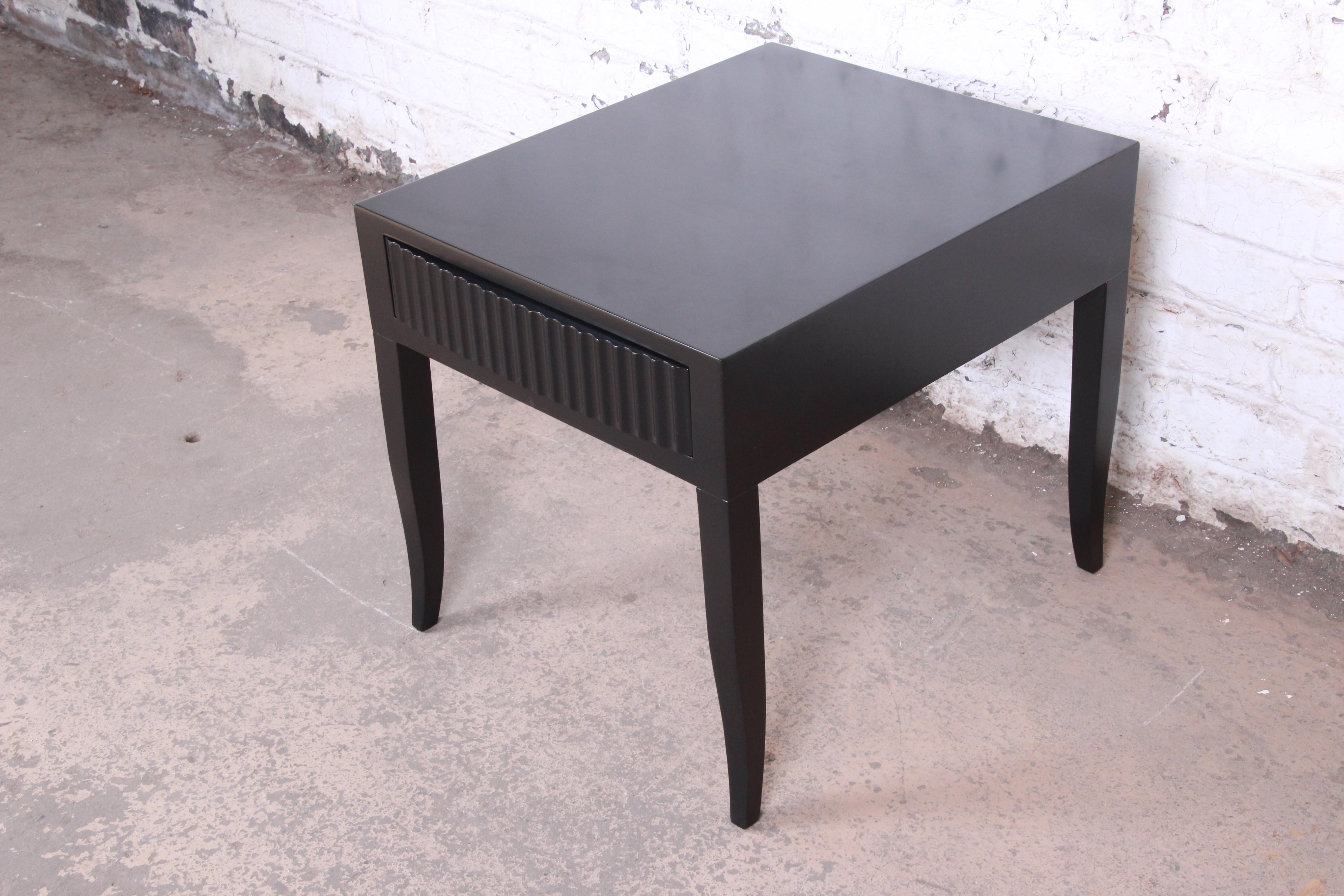 John Widdicomb Mid-Century Modern Black Lacquered Nightstand or Side Table In Good Condition For Sale In South Bend, IN