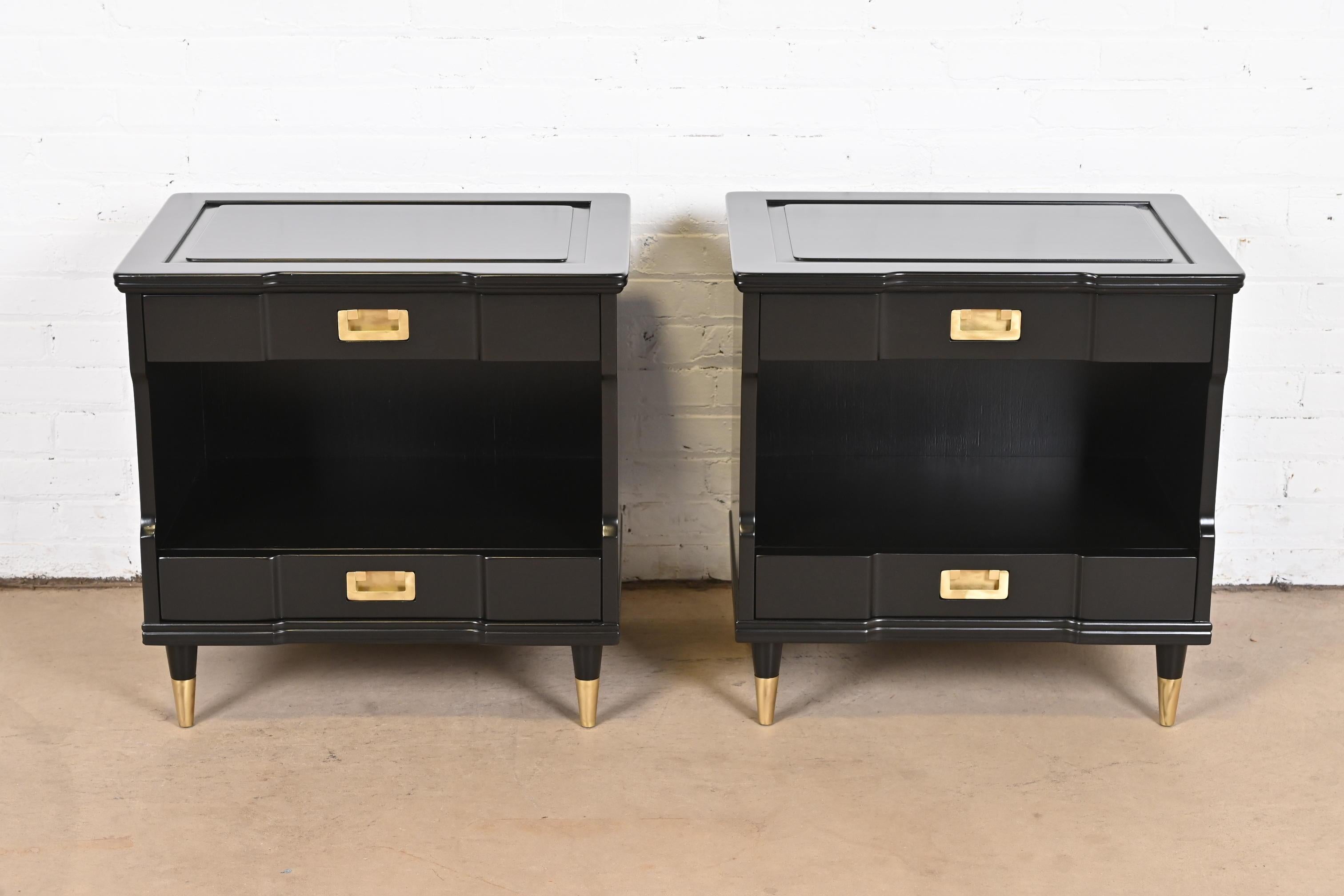 American John Widdicomb Mid-Century Modern Black Lacquered Nightstands, Newly Refinished For Sale