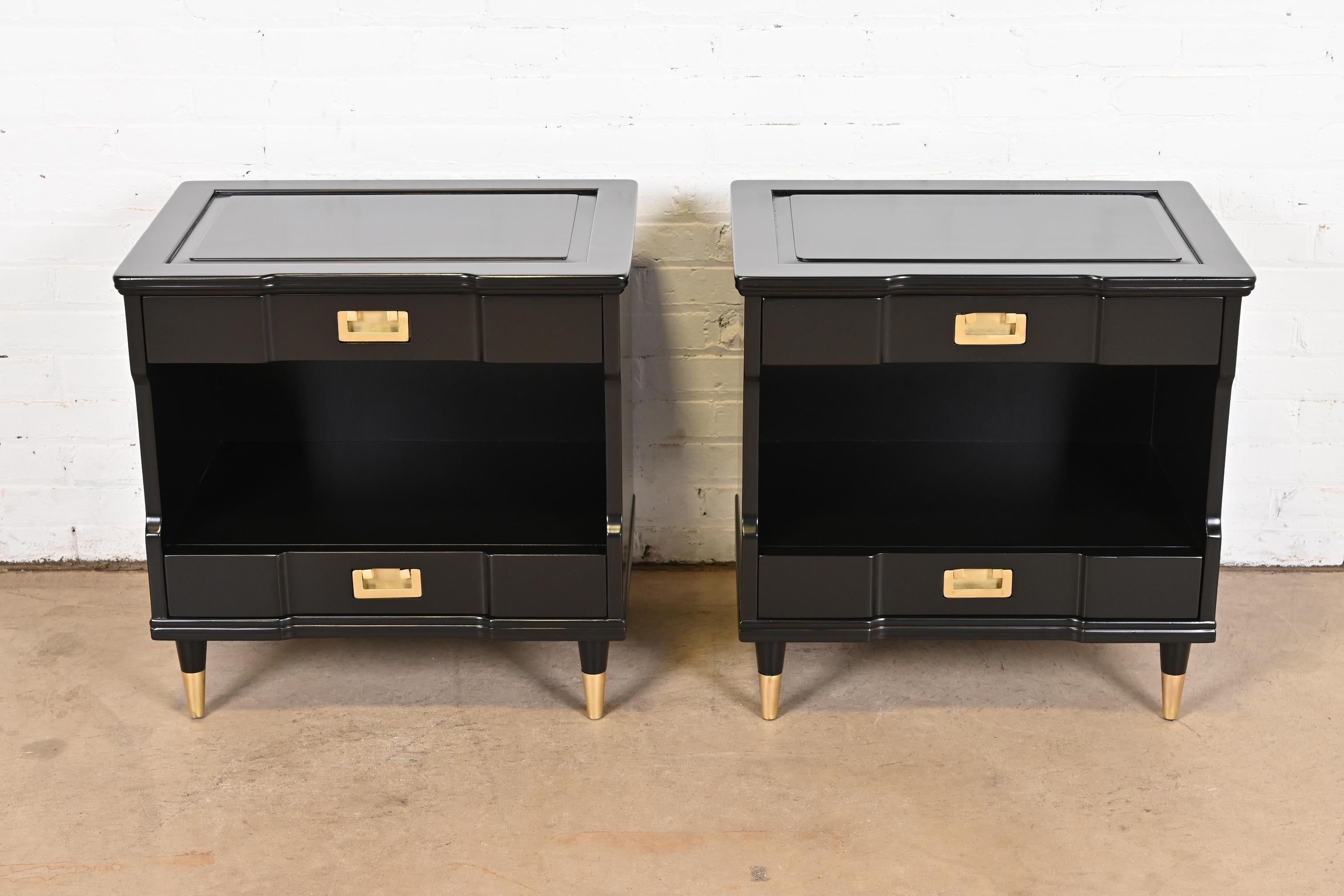 American John Widdicomb Mid-Century Modern Black Lacquered Nightstands, Newly Refinished For Sale