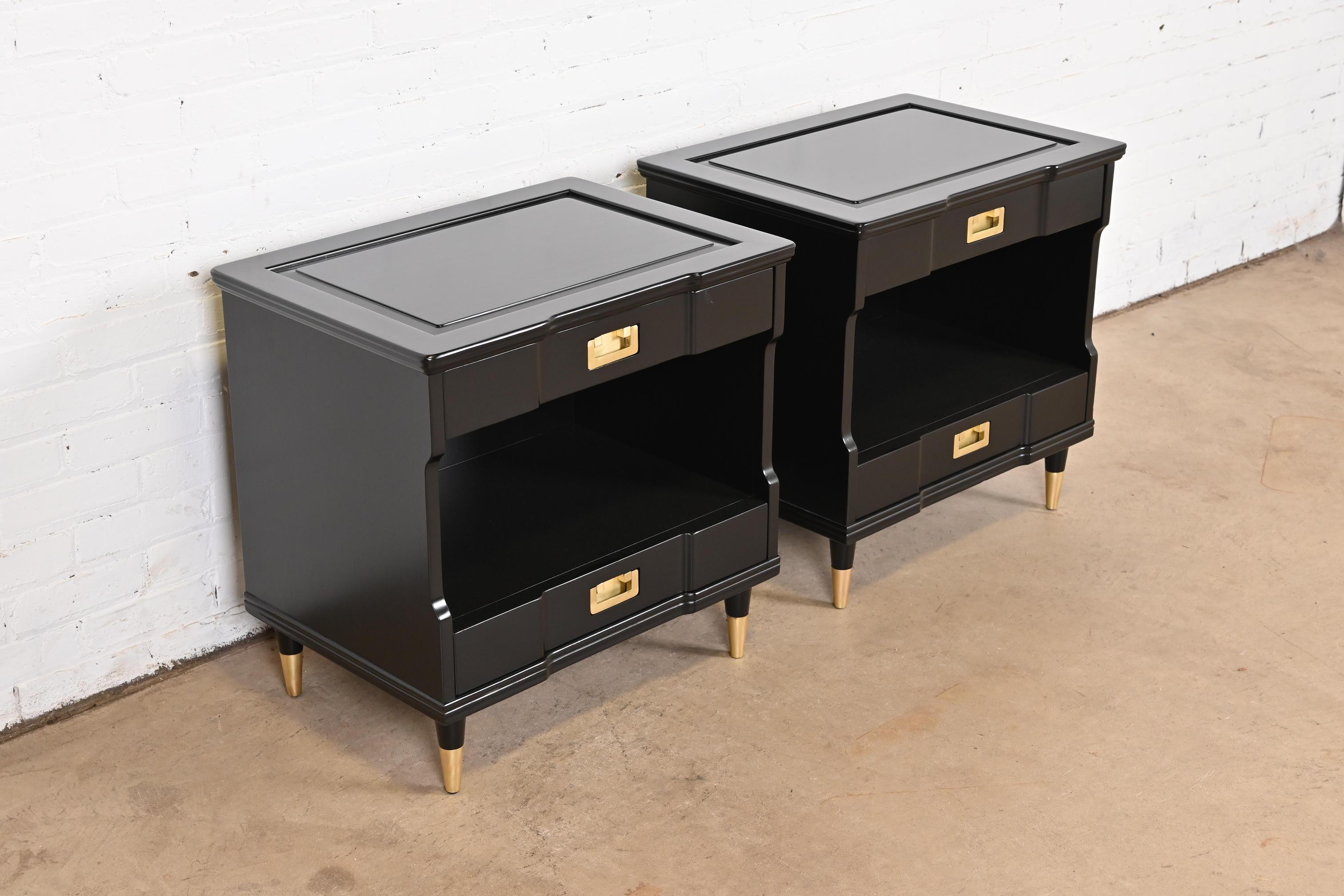 John Widdicomb Mid-Century Modern Black Lacquered Nightstands, Newly Refinished For Sale 1