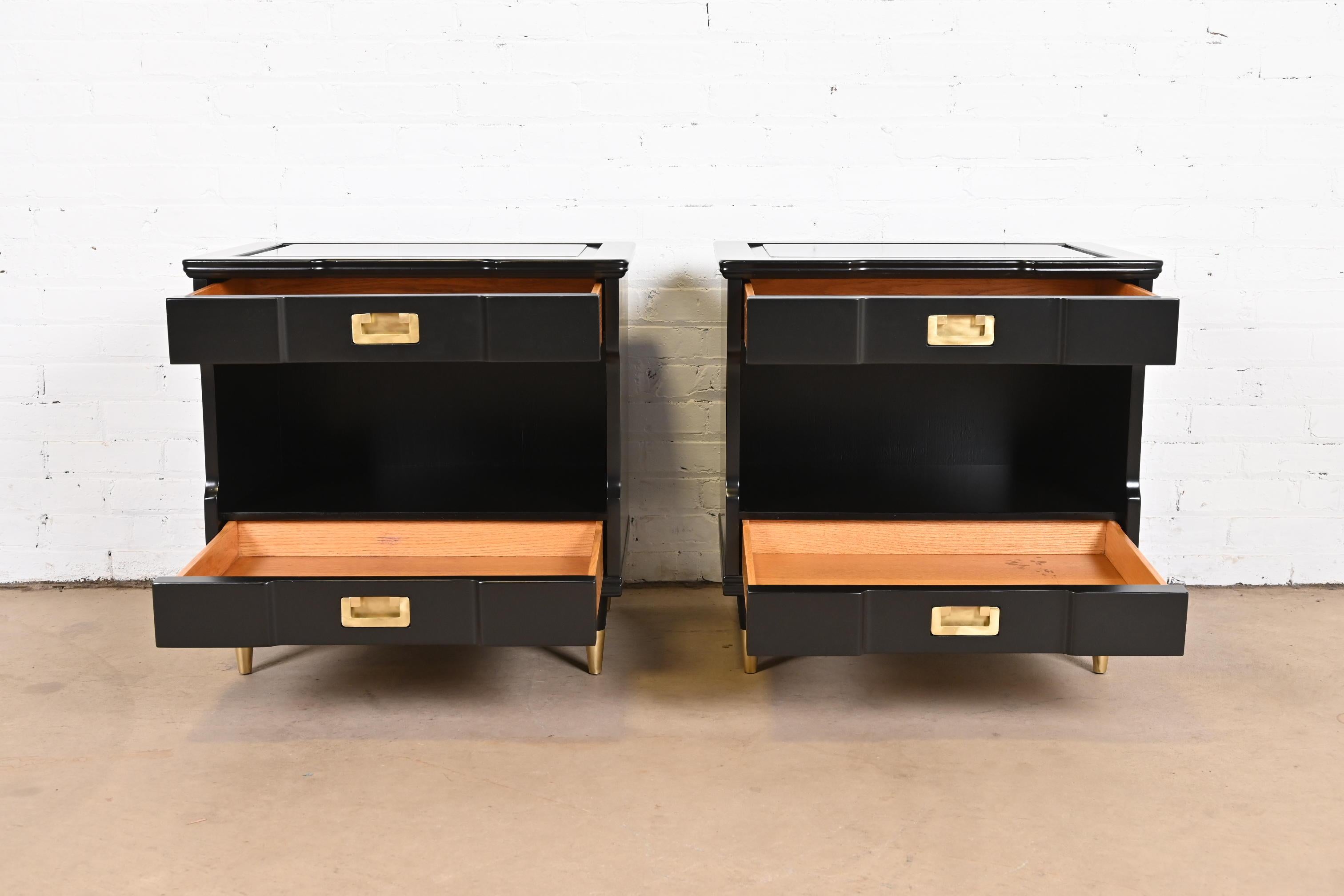 John Widdicomb Mid-Century Modern Black Lacquered Nightstands, Newly Refinished For Sale 3