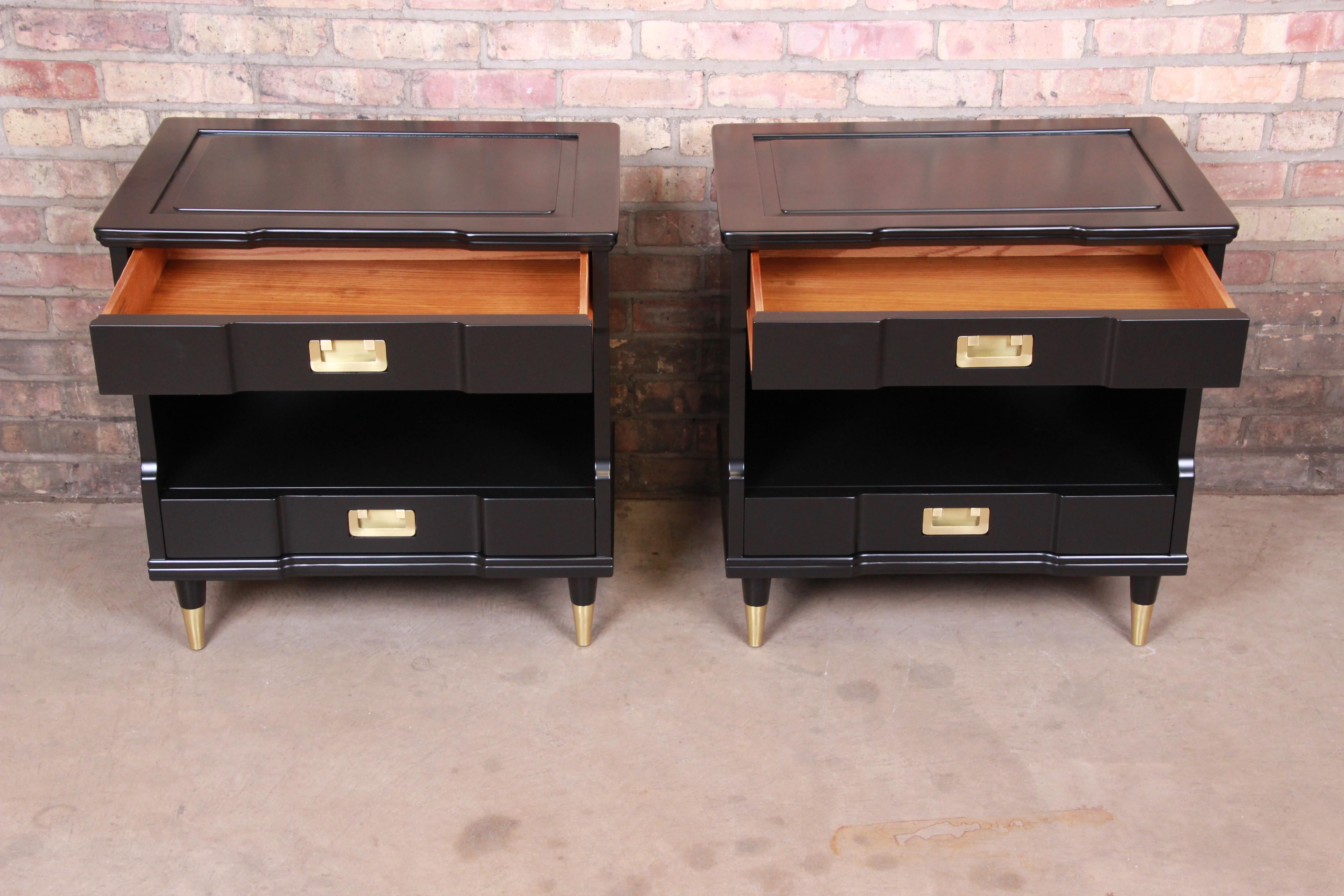 John Widdicomb Mid-Century Modern Black Lacquered Nightstands, Newly Refinished 3