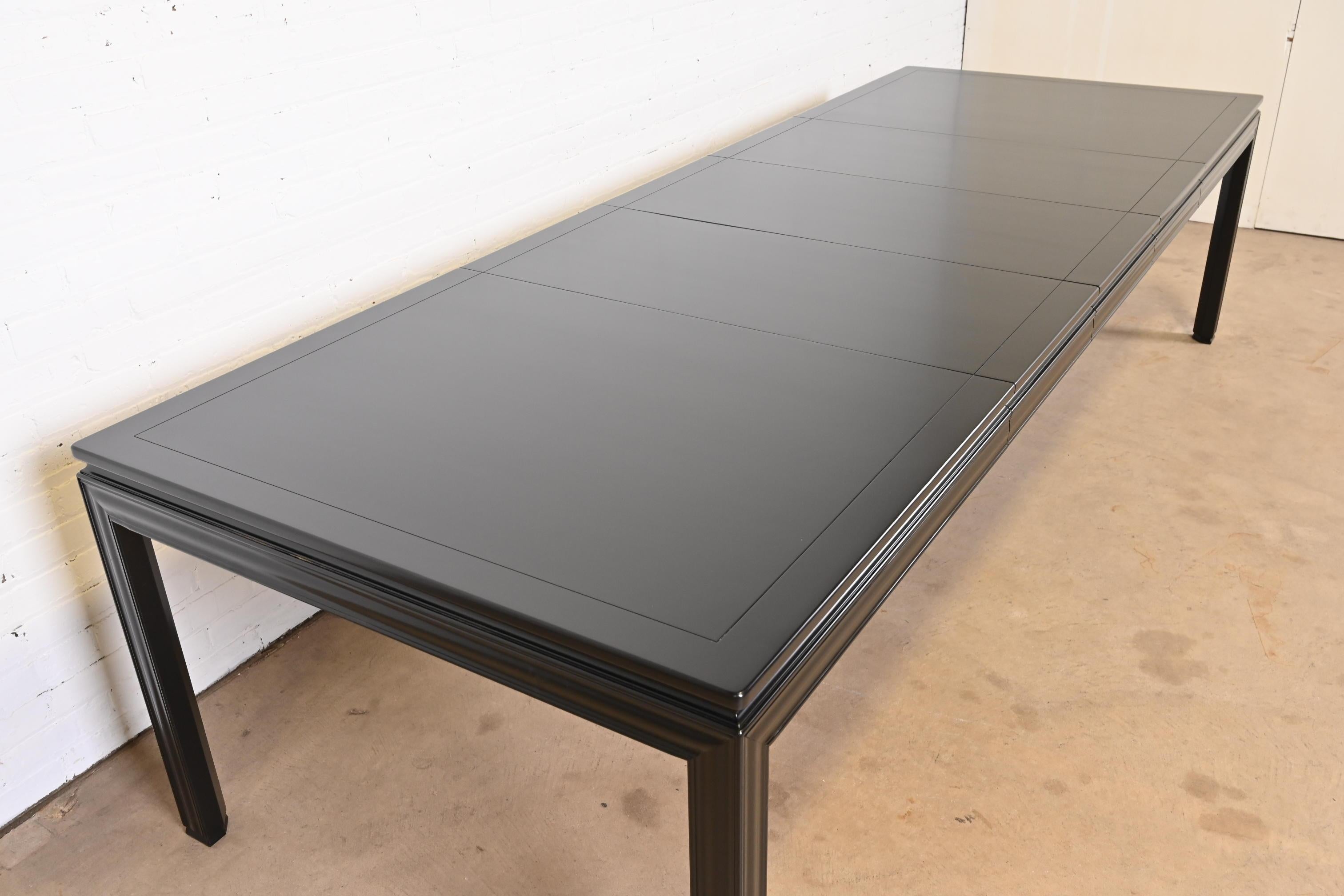 John Widdicomb Mid-Century Modern Black Lacquered Parsons Extension Dining Table 9