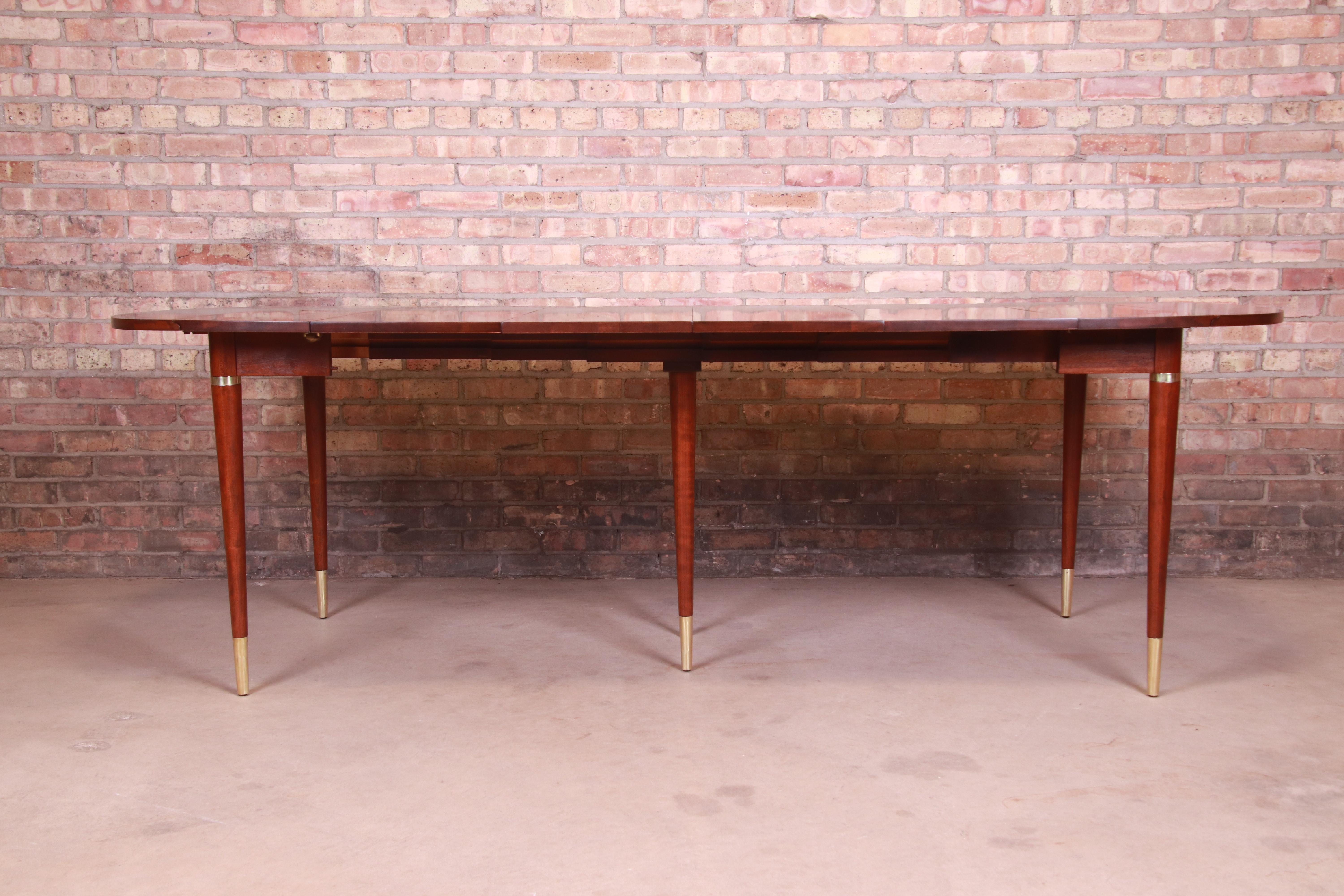 John Widdicomb Mid-Century Modern Cherry Wood Extension Dining Table, Refinished In Good Condition In South Bend, IN