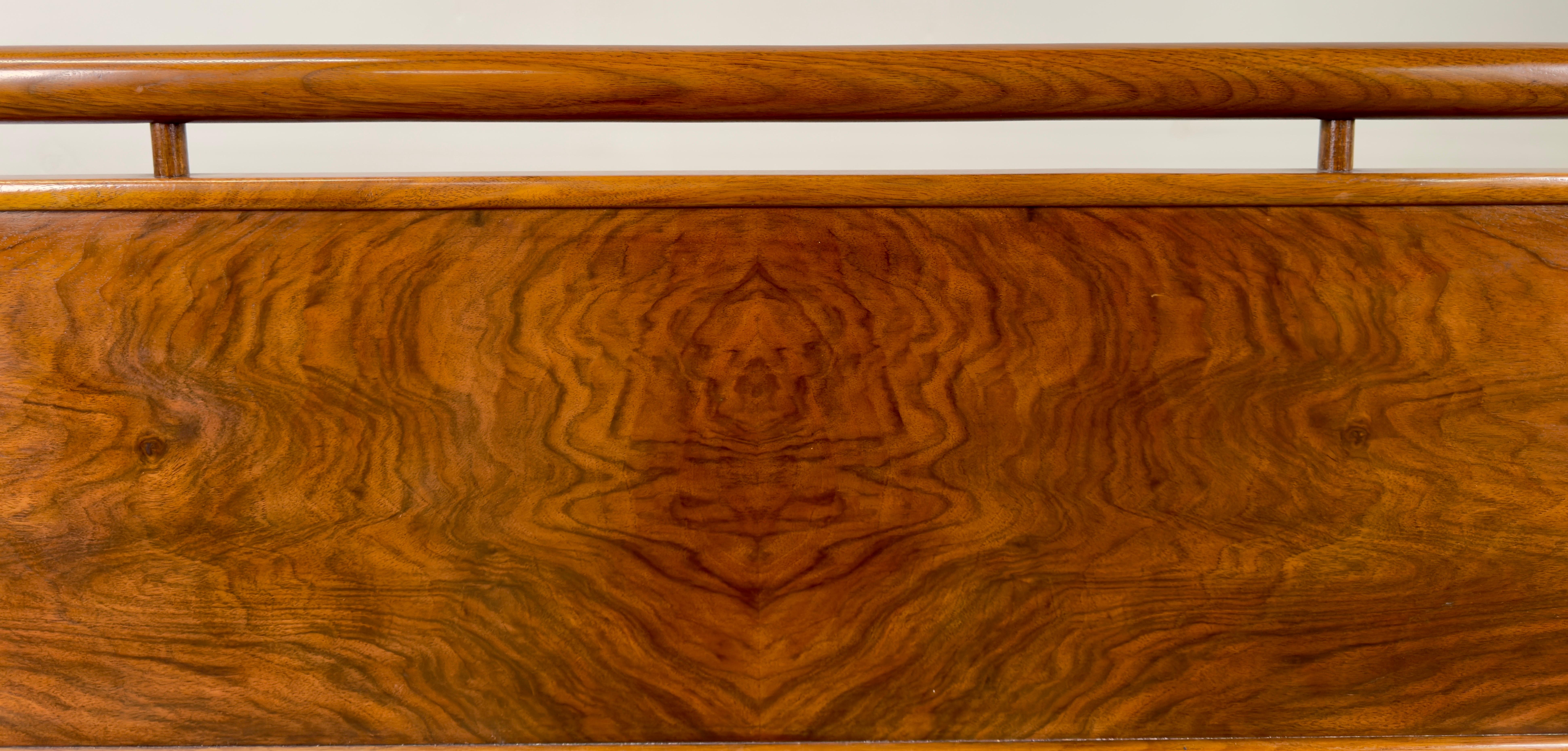 John Widdicomb Mid Century Modern King Size Walnut and Brass Headboard In Good Condition In Plainview, NY