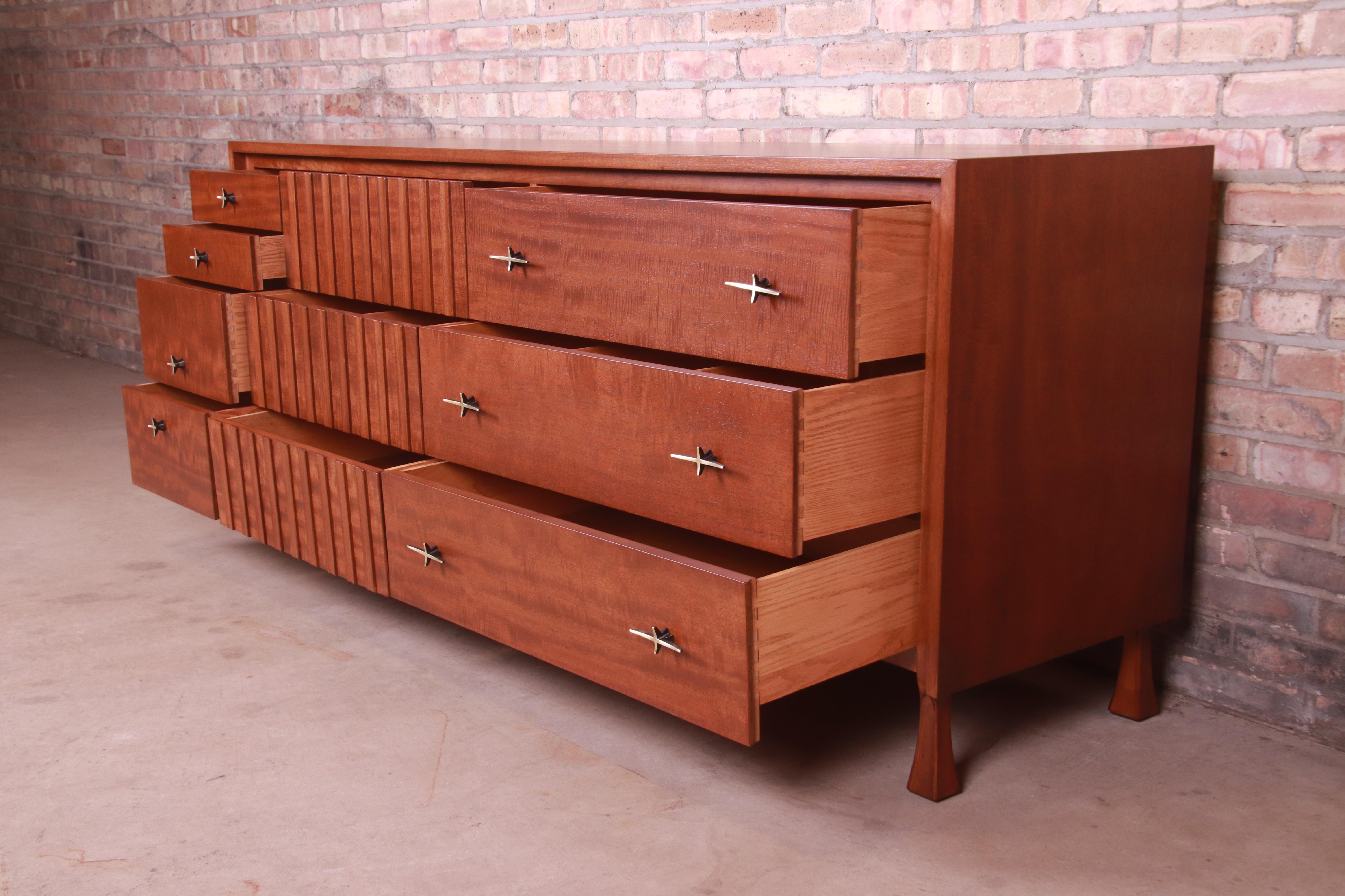 John Widdicomb Mid-Century Modern Mahogany Dresser or Credenza, Newly Refinished For Sale 5