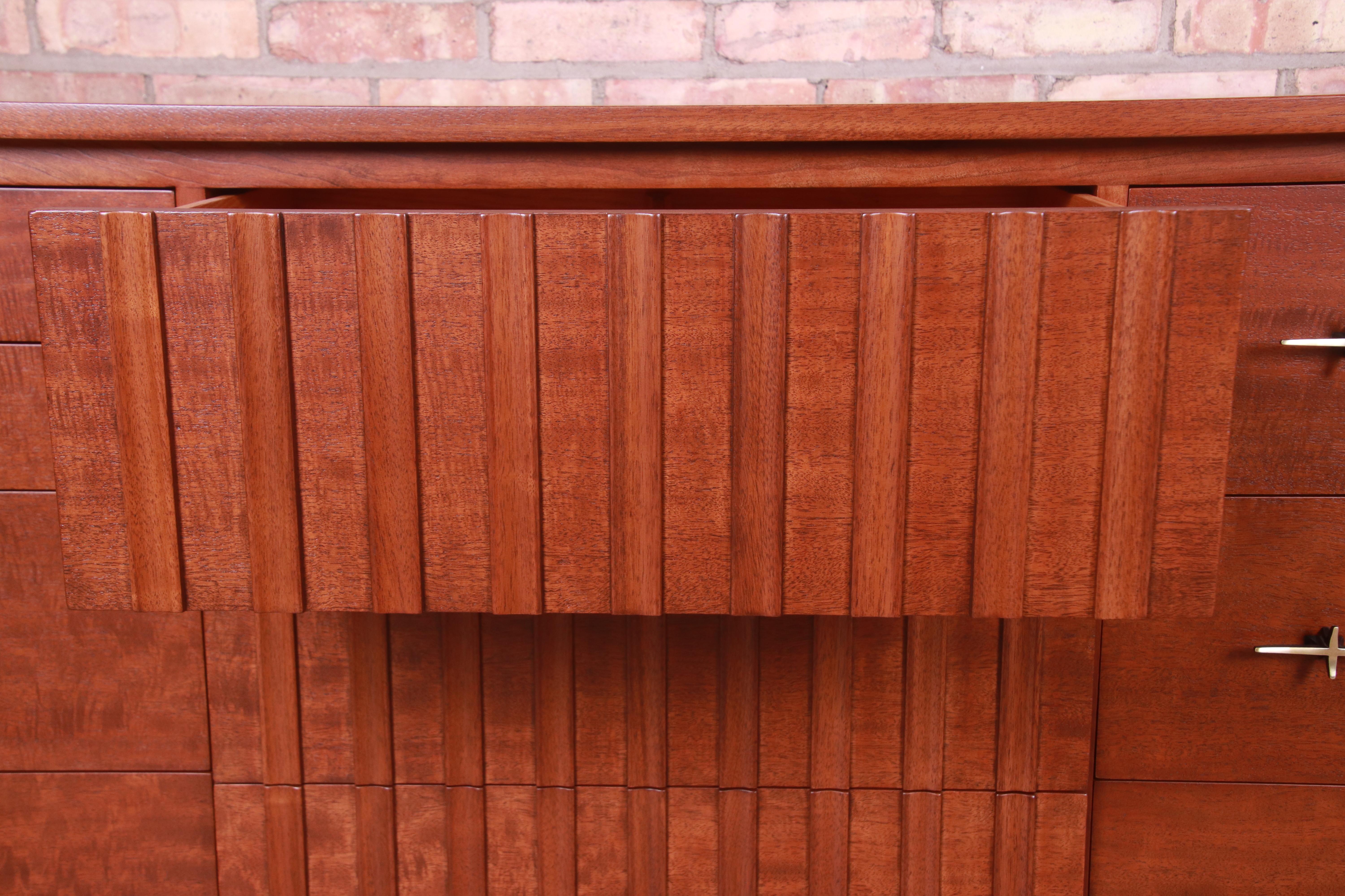 John Widdicomb Mid-Century Modern Mahogany Dresser or Credenza, Newly Refinished For Sale 11