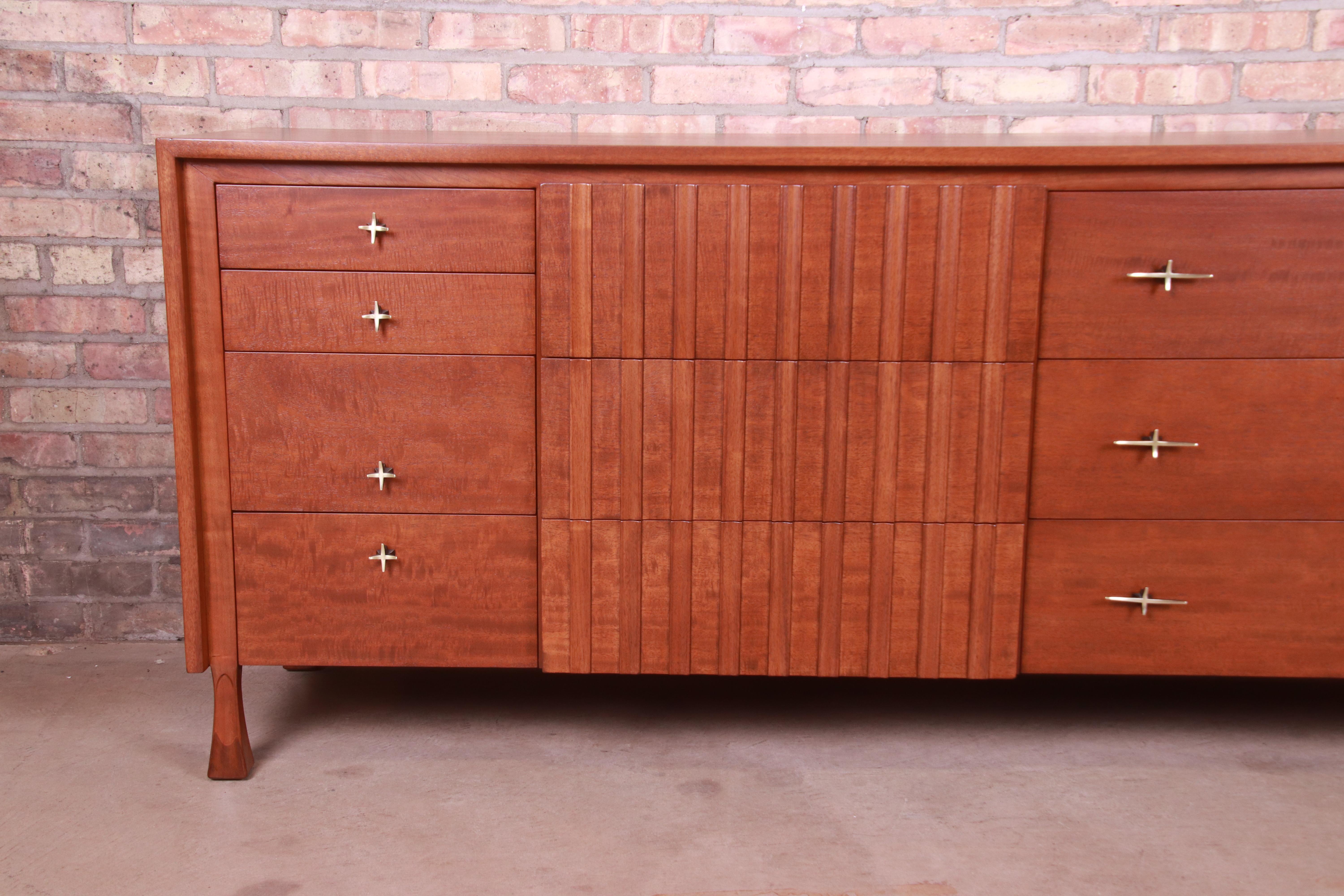 John Widdicomb Mid-Century Modern Mahogany Dresser or Credenza, Newly Refinished For Sale 2