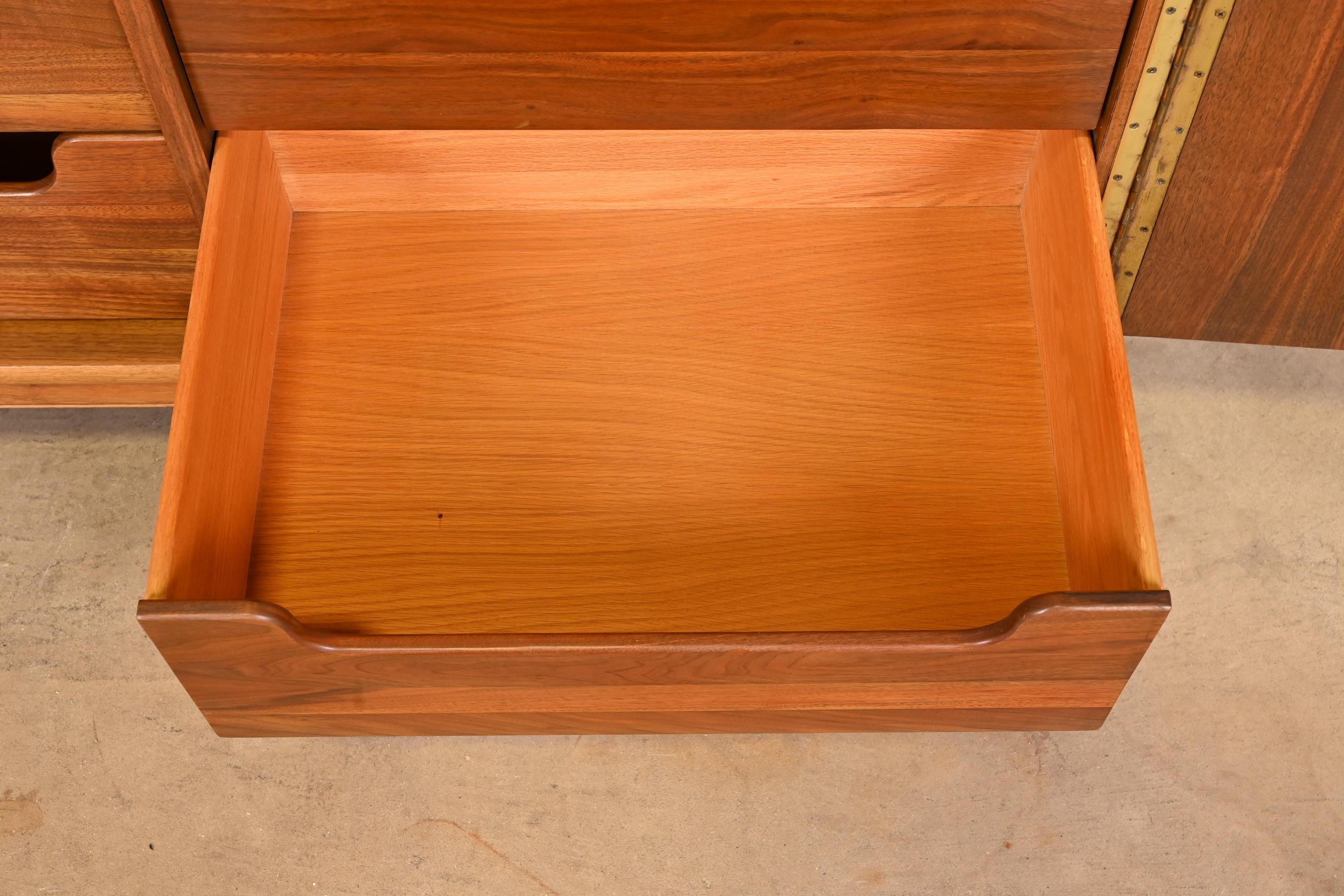 John Widdicomb Mid-Century Modern Walnut Gentleman's Chest with Flip Up Mirror 9