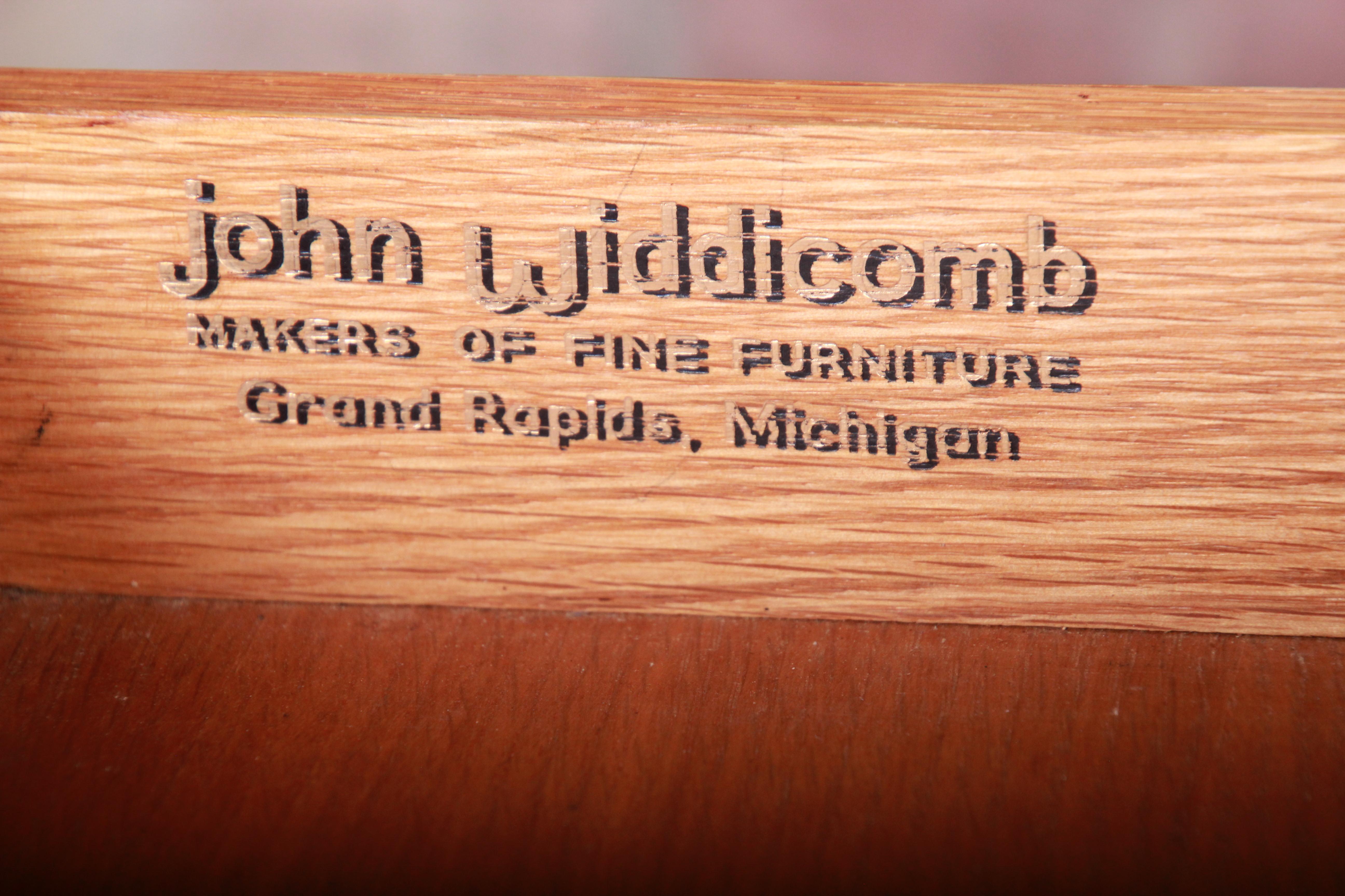 John Widdicomb Mid-Century Modern Walnut Nightstand or End Table 8