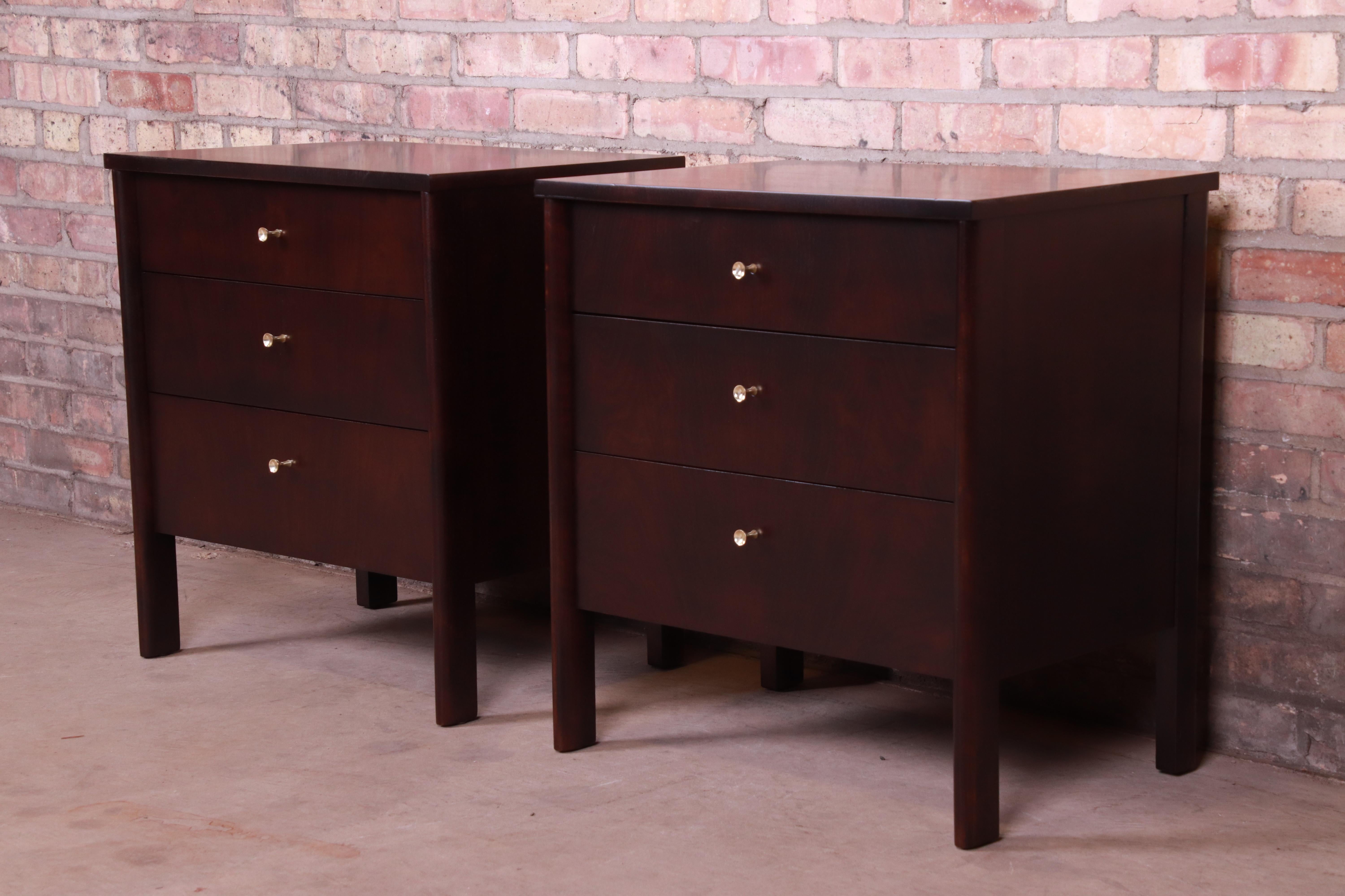 John Widdicomb Mid-Century Modern Walnut Nightstands, Newly Refinished In Good Condition In South Bend, IN