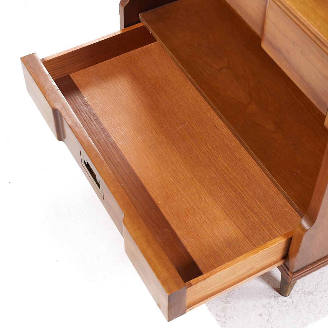 John Widdicomb Mid Century Walnut and Brass Nightstands - Pair For Sale 7