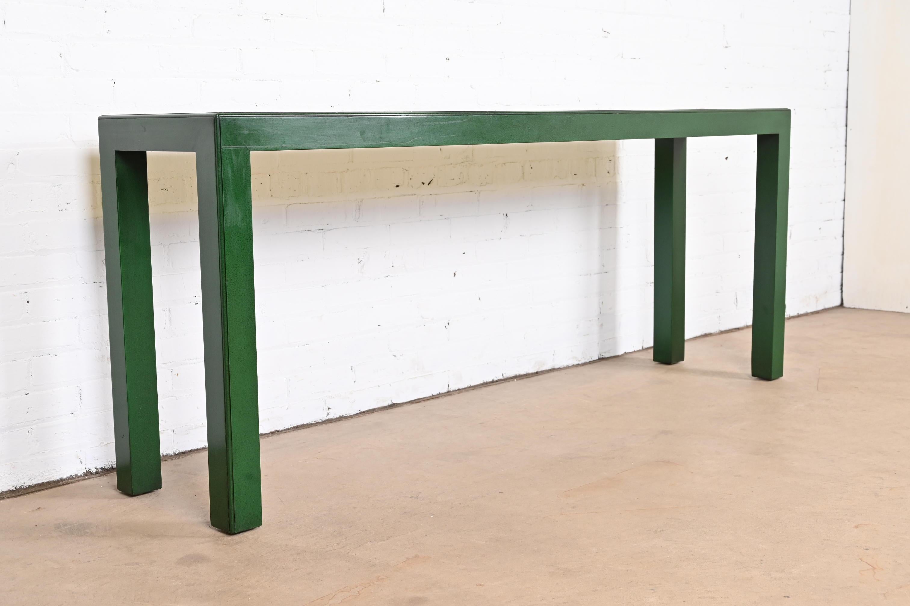 John Widdicomb Modern Green Lacquered Parsons Console Table In Good Condition In South Bend, IN