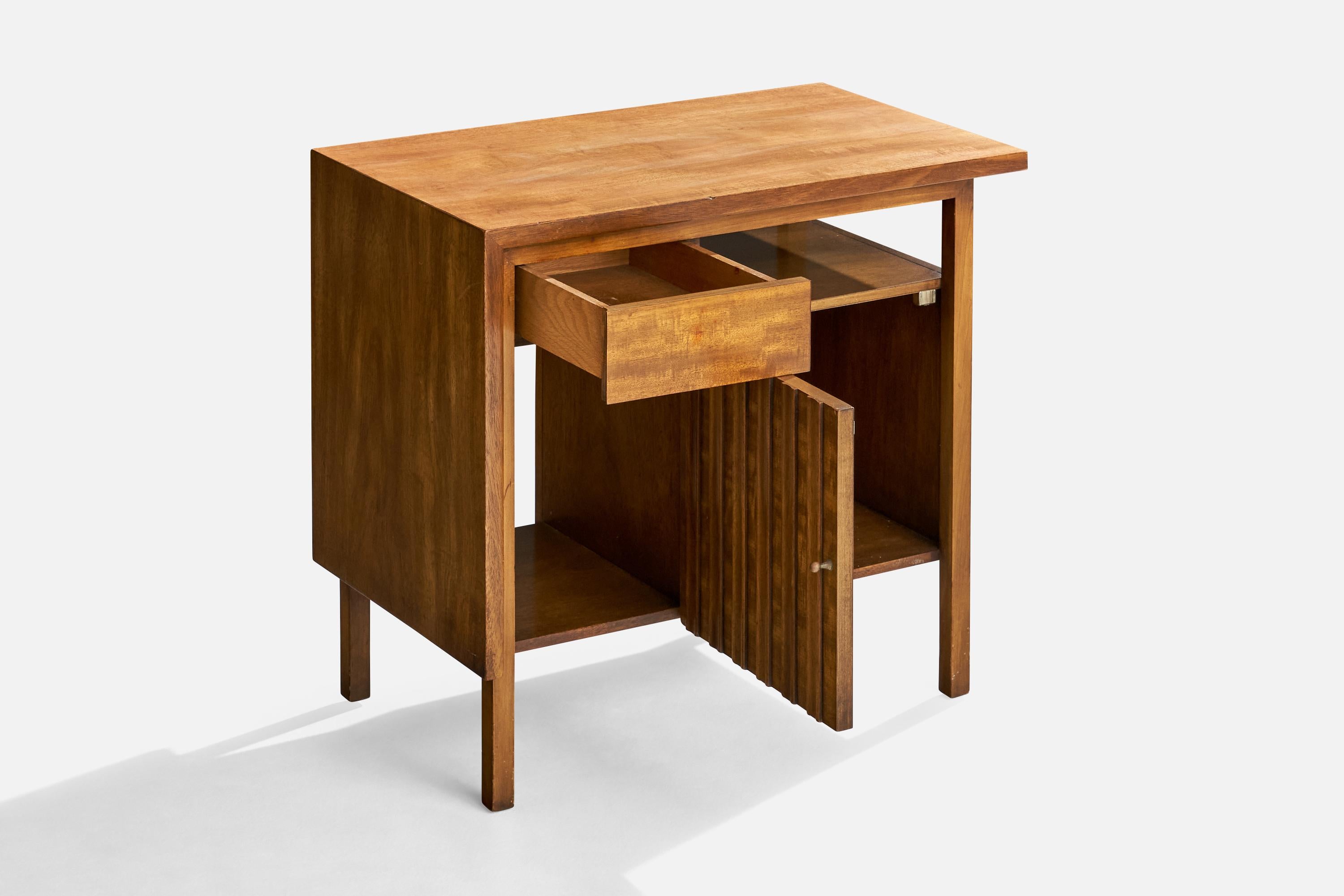 John Widdicomb, Nightstands, Walnut, USA, 1950s 6