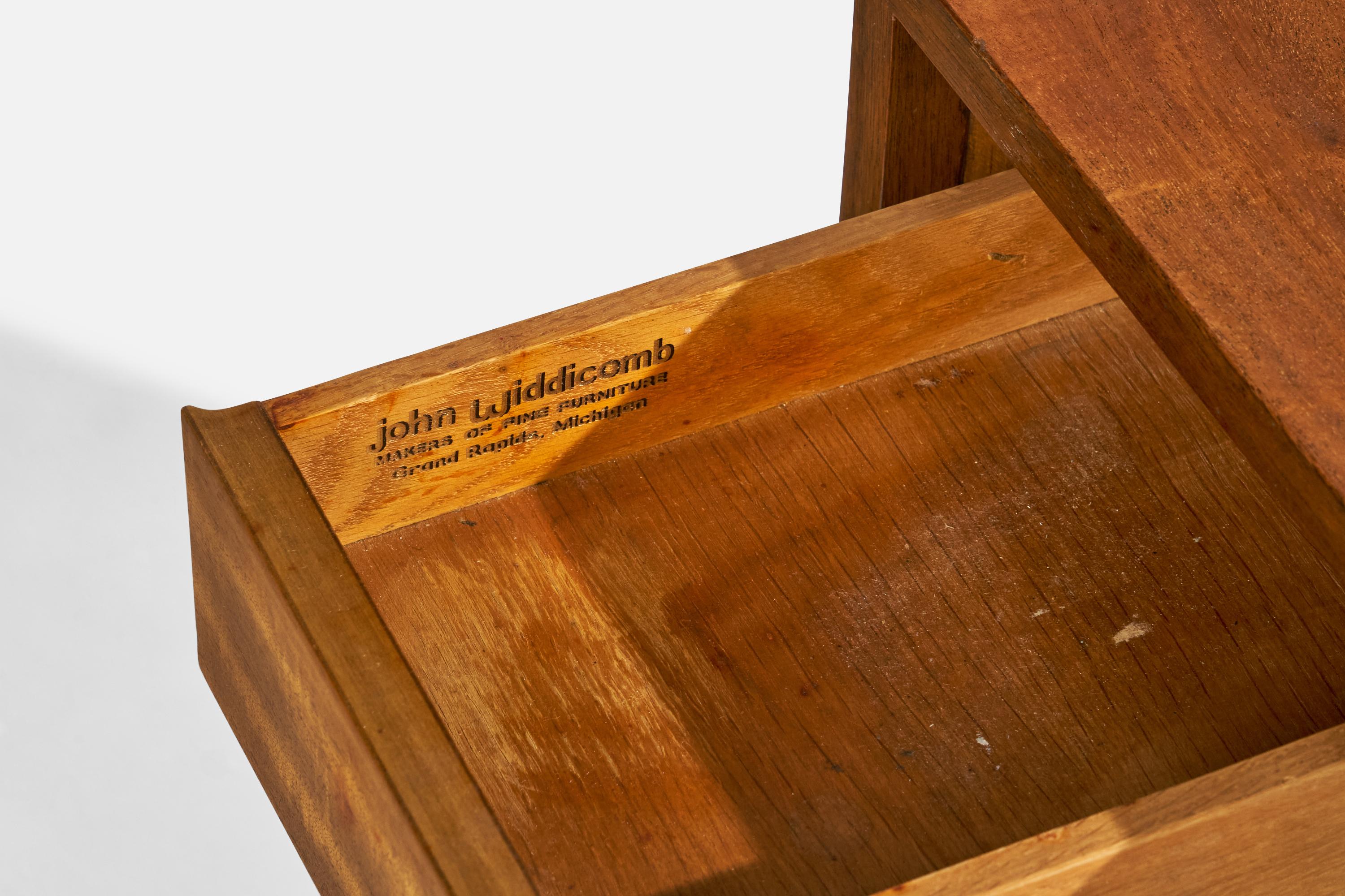 John Widdicomb, Nightstands, Walnut, USA, 1950s 9