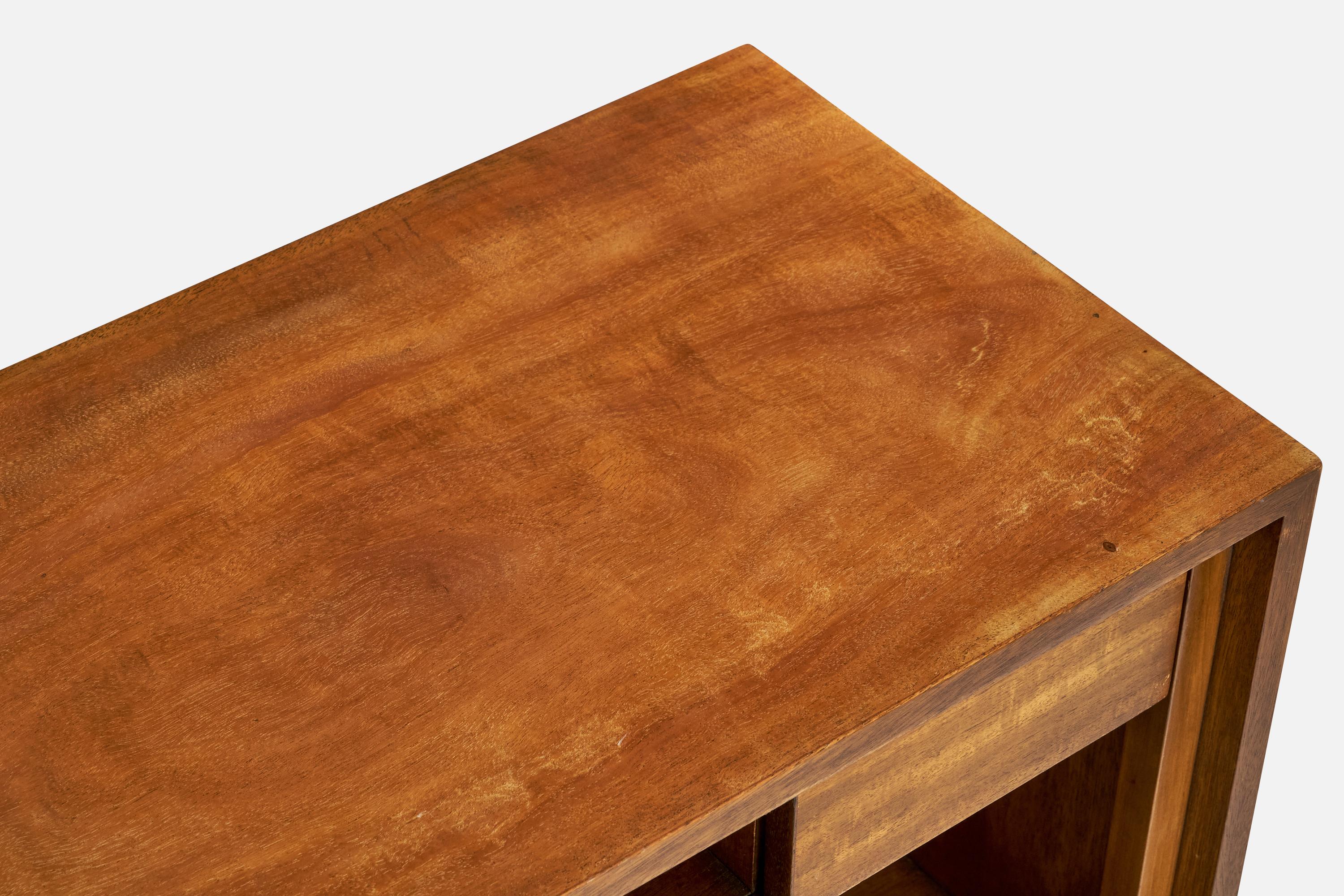 John Widdicomb, Nightstands, Walnut, USA, 1950s 2