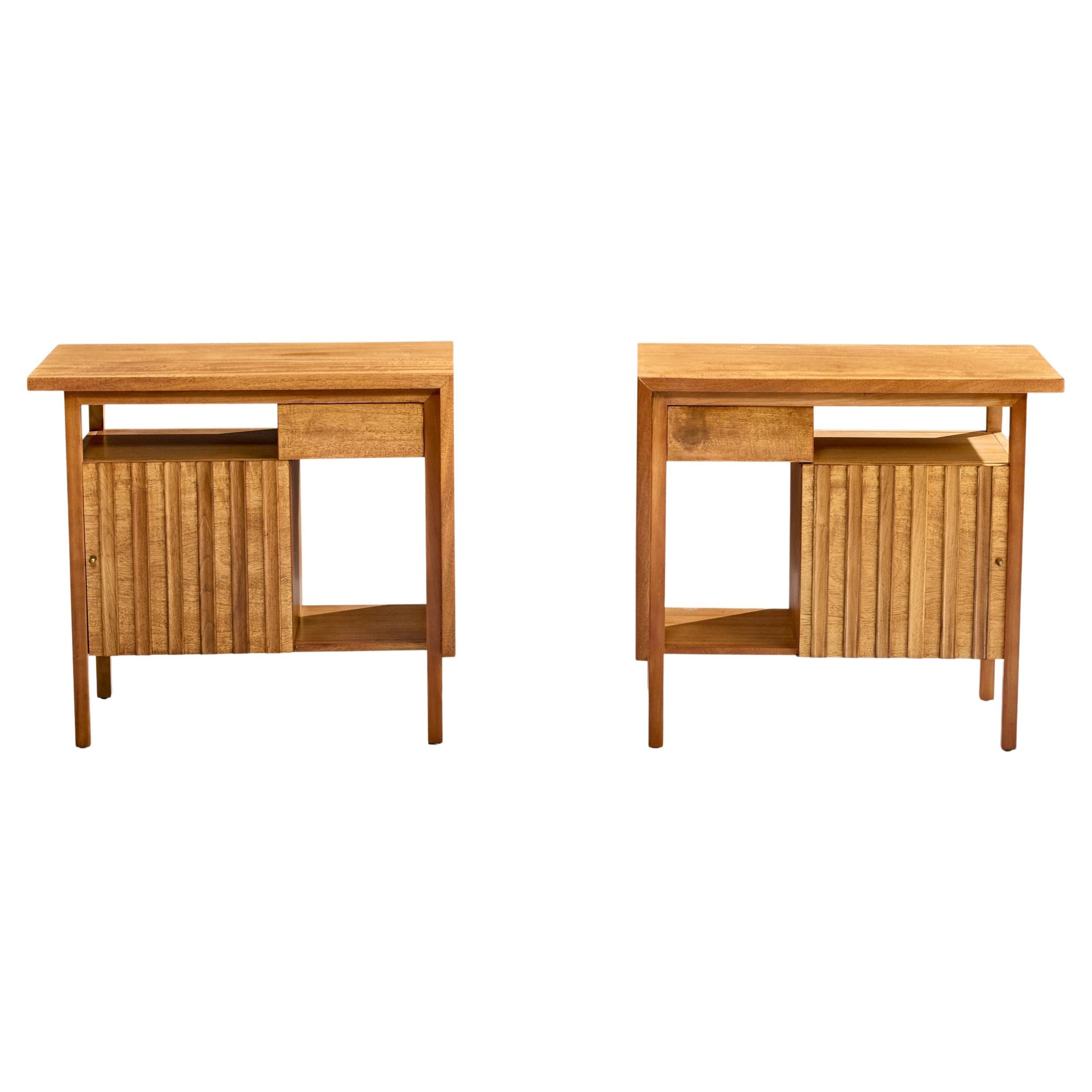 John Widdicomb, Nightstands, Walnut, USA, 1950s