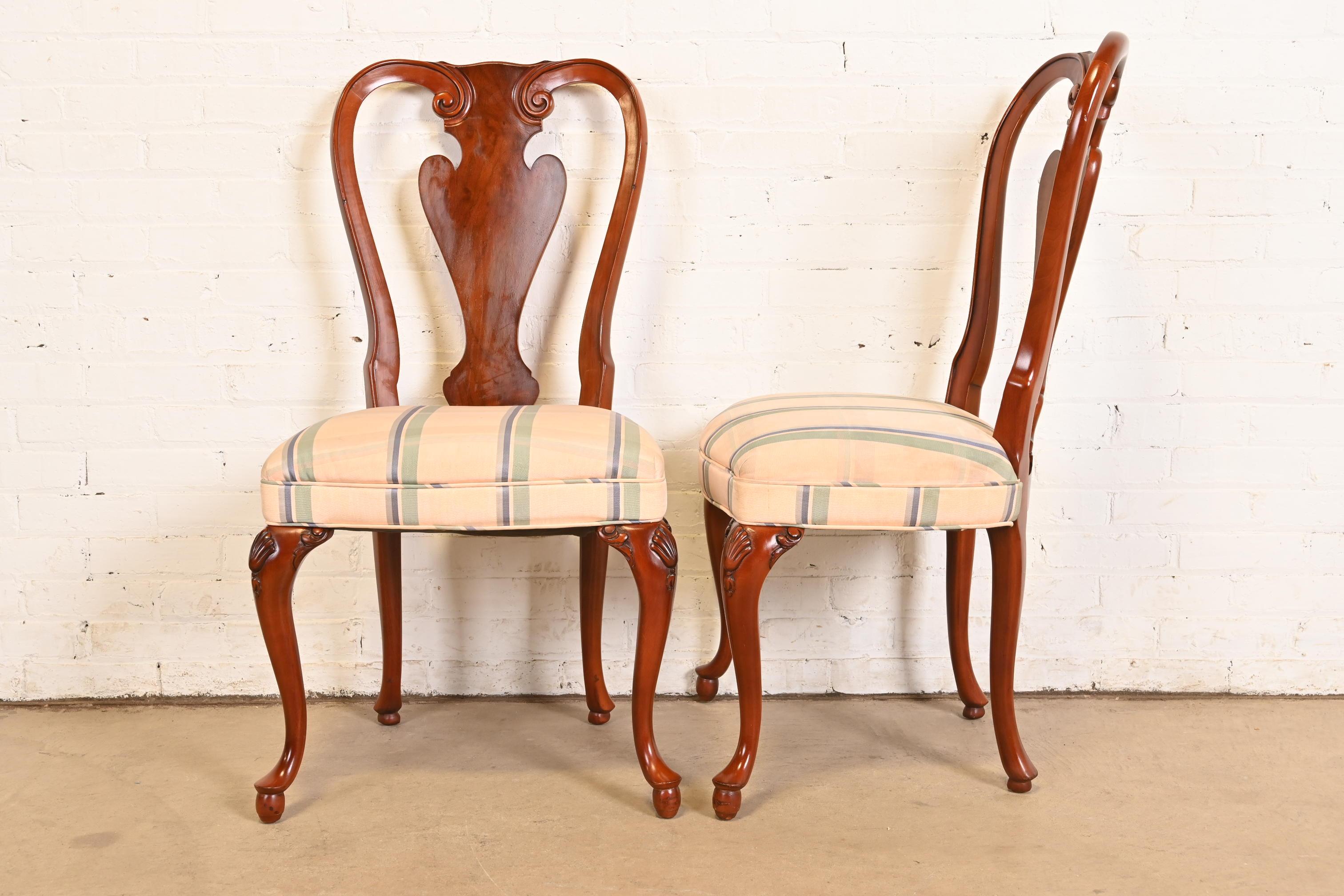 John Widdicomb Chaises de salle à manger en acajou Queen Anne, ensemble de six chaises en vente 1