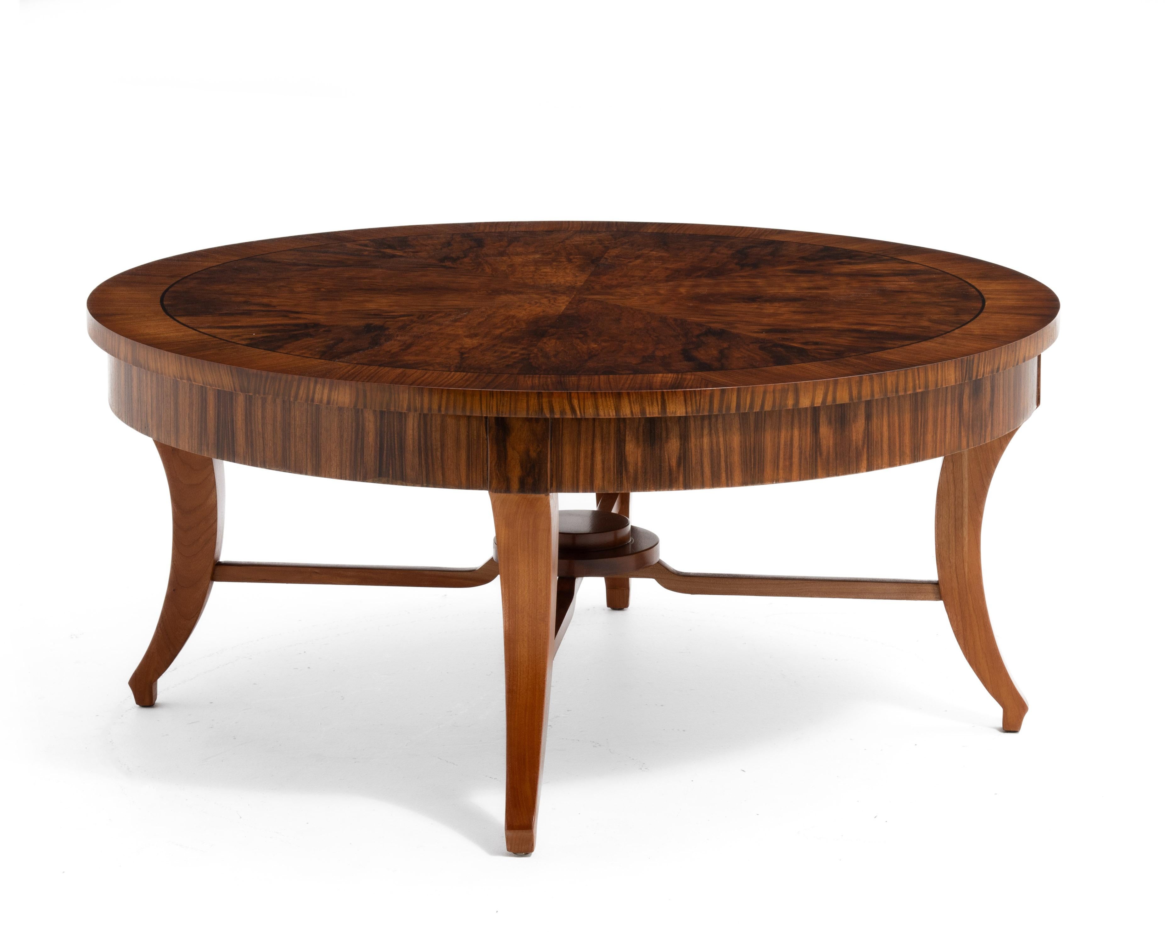 John Widdicomb Regency Round Coffee Cocktail Table 1980 In Good Condition For Sale In Forest Grove, PA