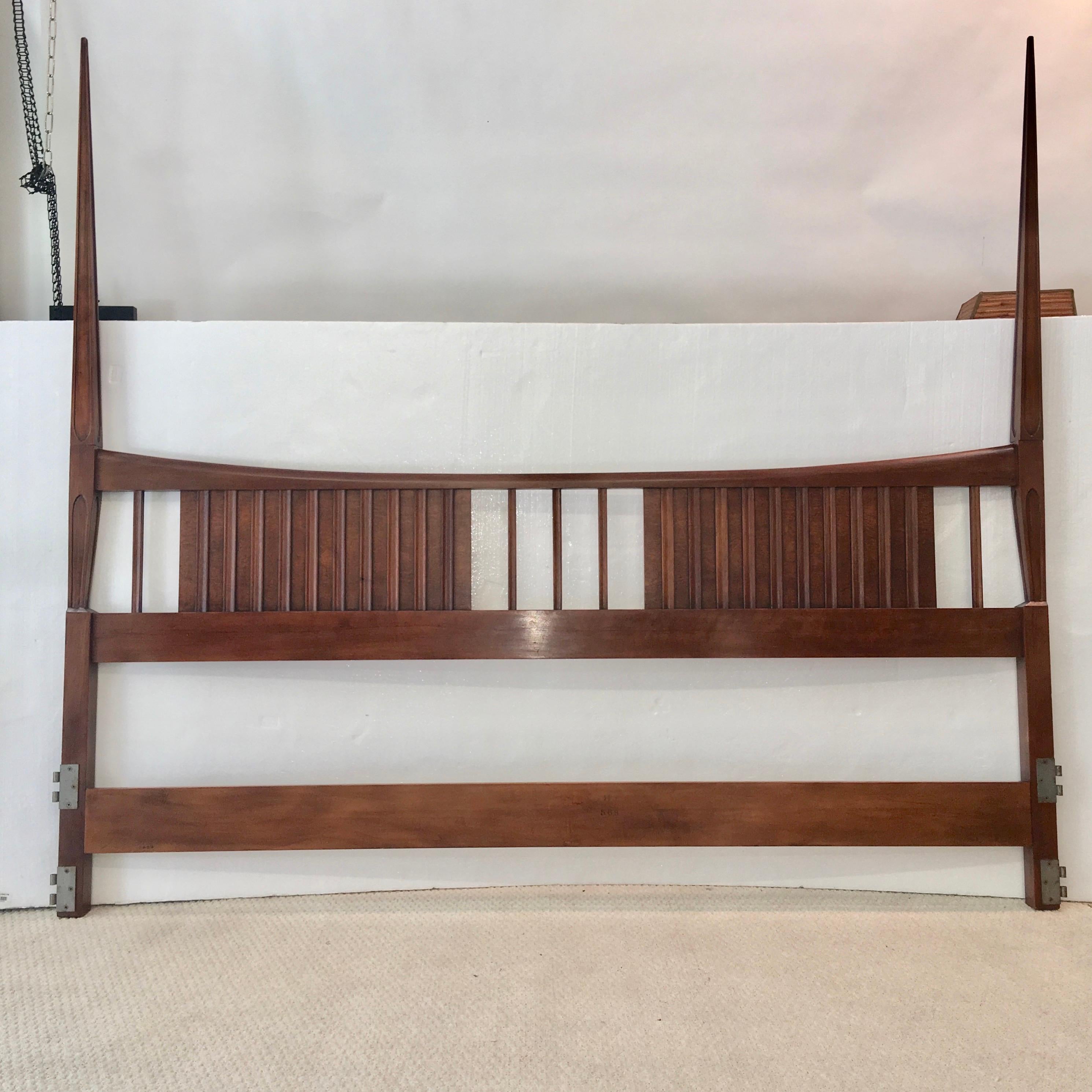 Mid-Century Modern John Widdicomb Tall Post King Bed Headboard
