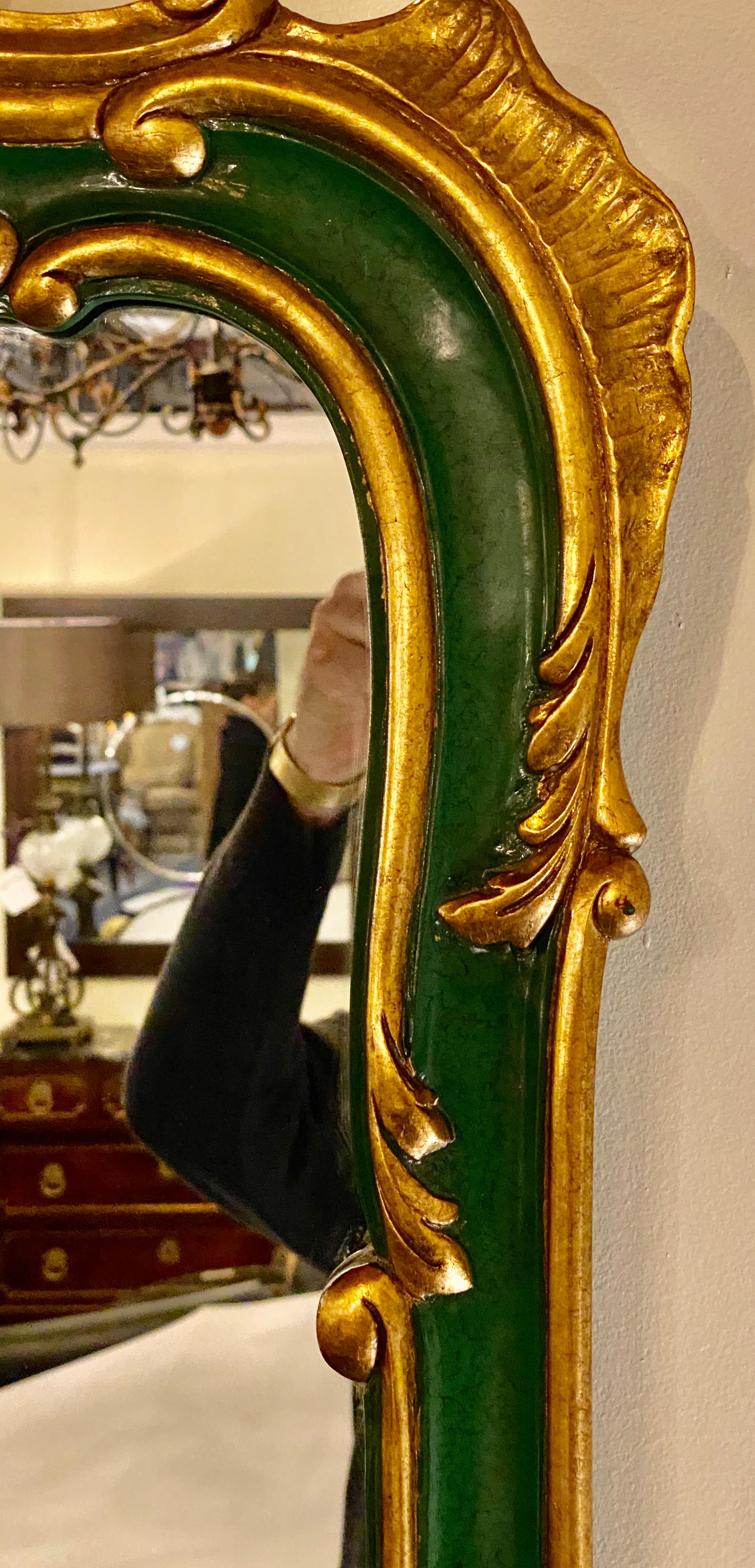 John Widdicomb Wall / Console Mirror Parcel Gilt and Decorated Shell Carved In Good Condition In Stamford, CT