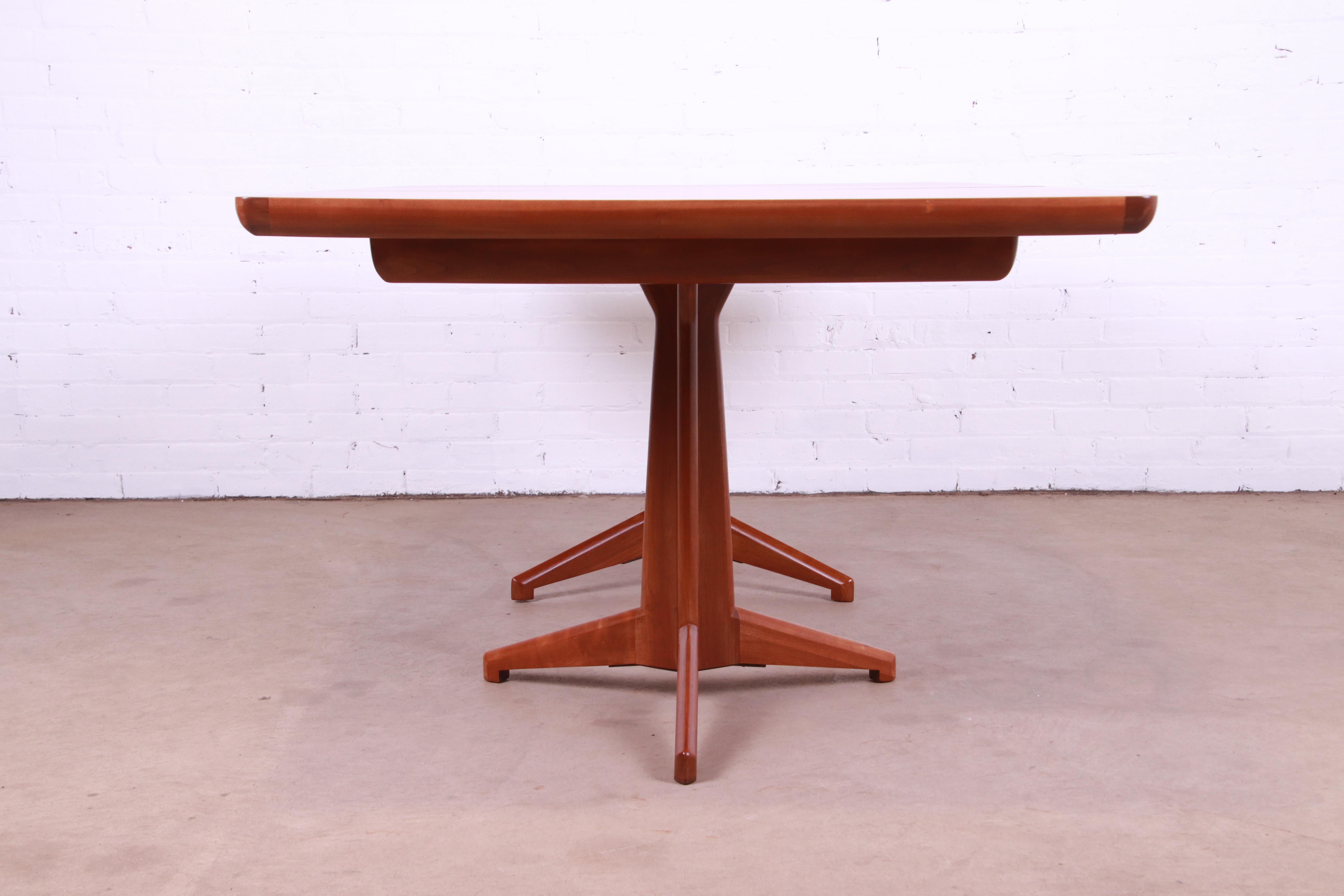 John Widdicomb Walnut Double Pedestal Extension Dining Table, Newly Refinished For Sale 13