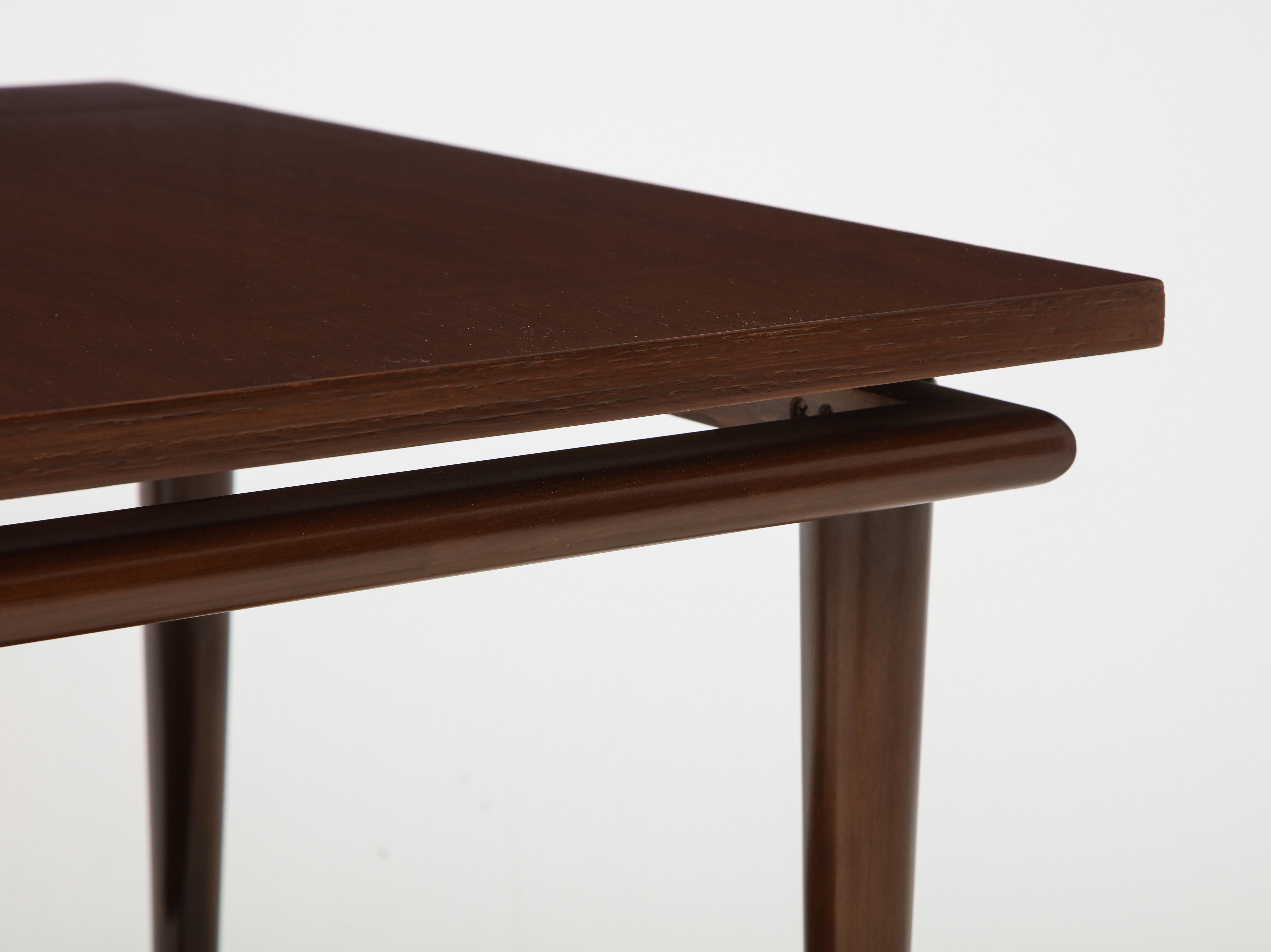 Gibbings, John Widdicomb Walnut, Teak Side Tables In Excellent Condition In New York, NY