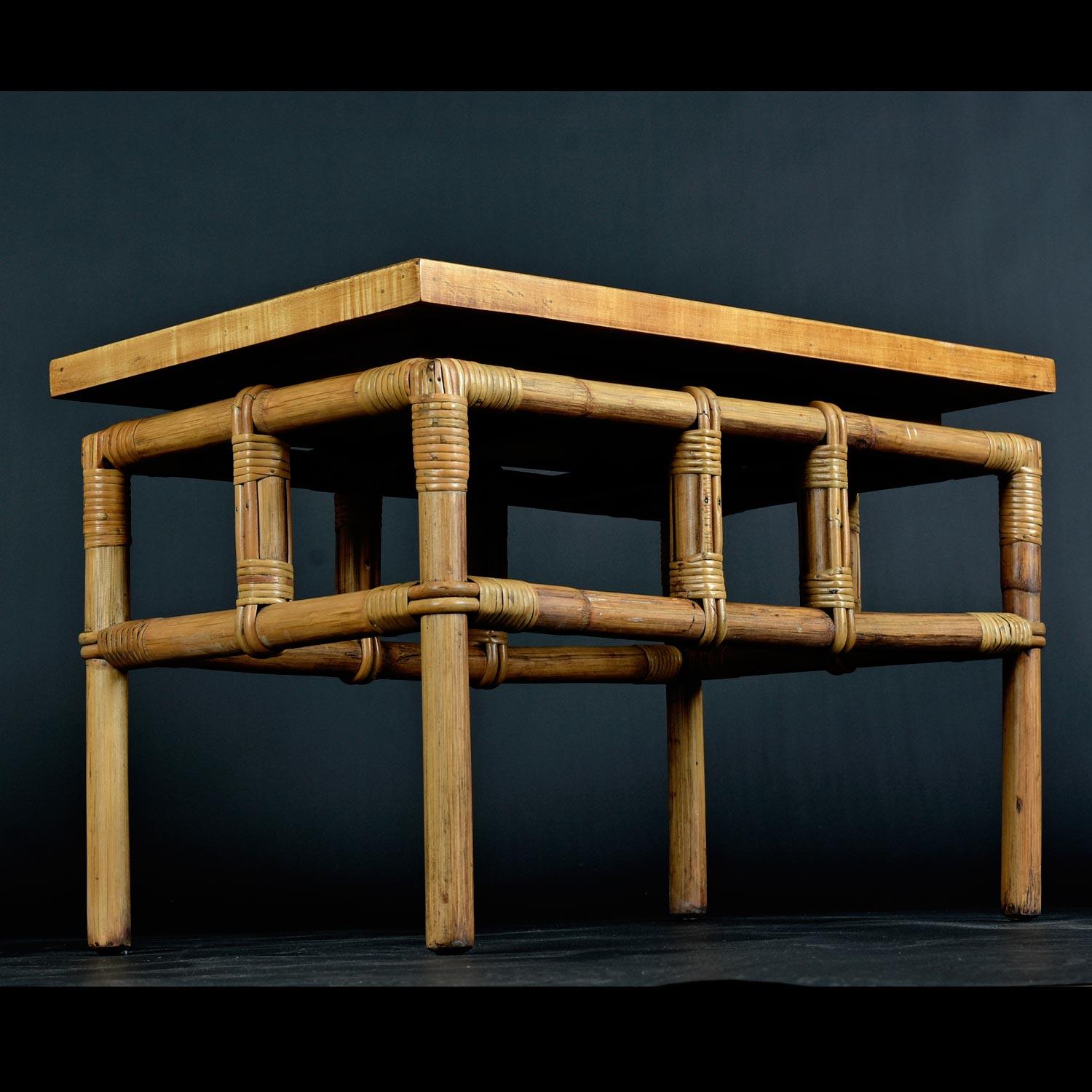 Américain John Wisner for Ficks Reed Asian Modern Rattan Bamboo Tile Top Cocktail Table (table à cocktail) en vente