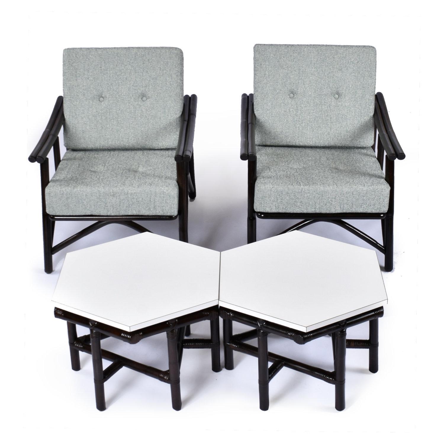 Mid-Century Modern John Wisner for Ficks Reed Far Horizons Chaises longues en rotin avec tables d'extrémité en vente