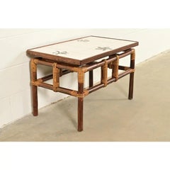 Mesa auxiliar con tapa de azulejos John Wisner para Ficks Reed Hollywood Regency, años 50