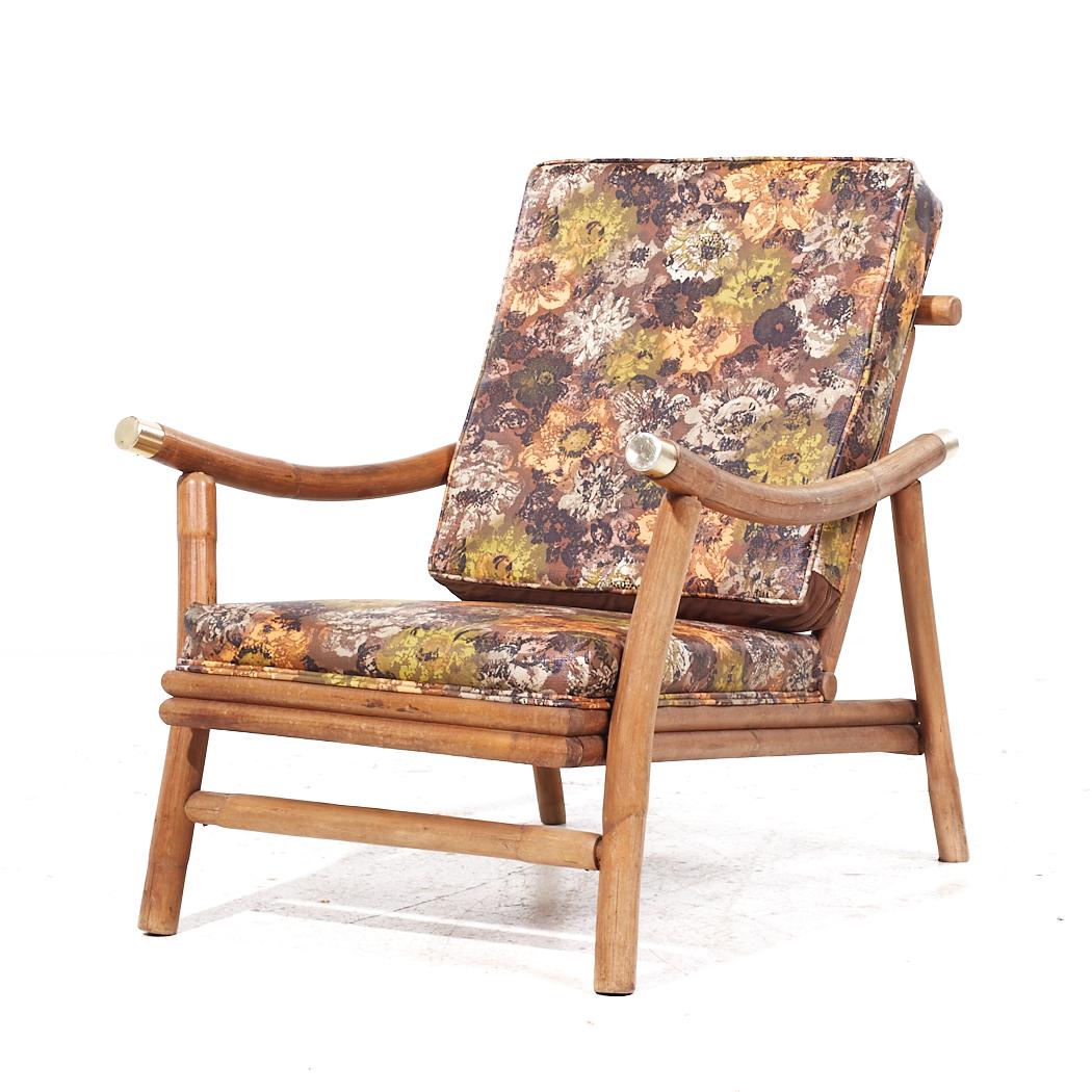 Fin du 20e siècle John Wisner for Ficks Reed MCM Brass and Rattan Pagoda Lounge Chairs - Paire en vente