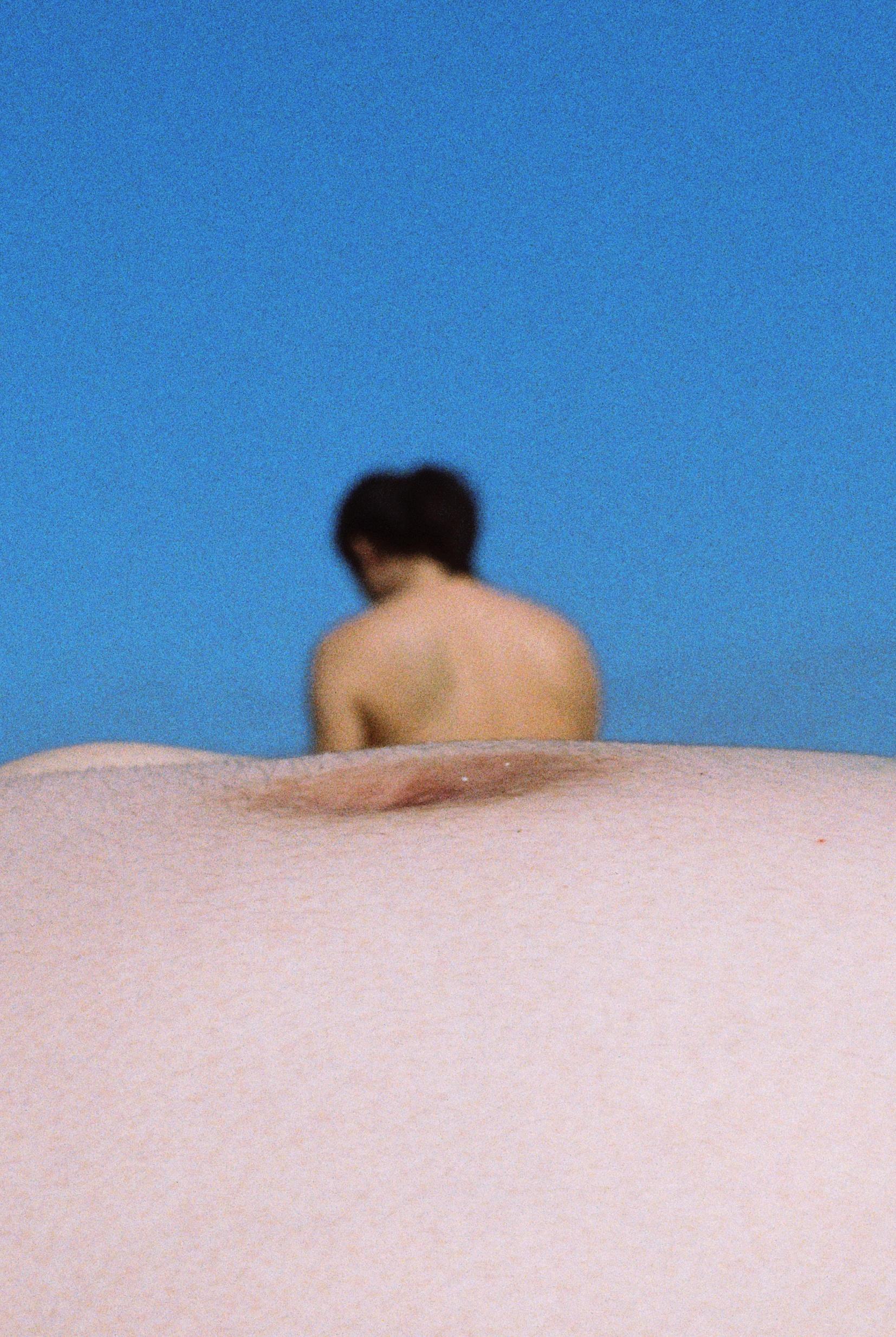 People on the beach 7 – John Yuyi, Nude, Human Figure, Photography, Abstract For Sale 1