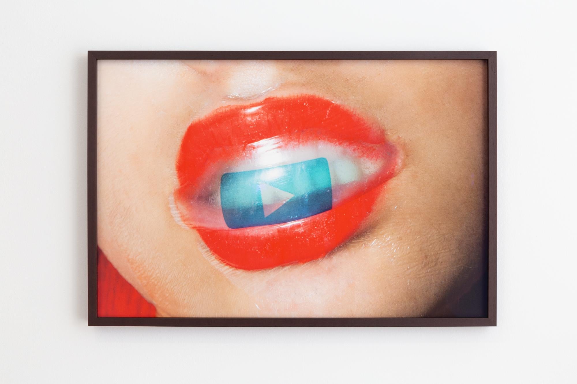 Play - John Yuyi, Tatuajes Temporales, Redes Sociales, Fotografía, Arte en venta 1