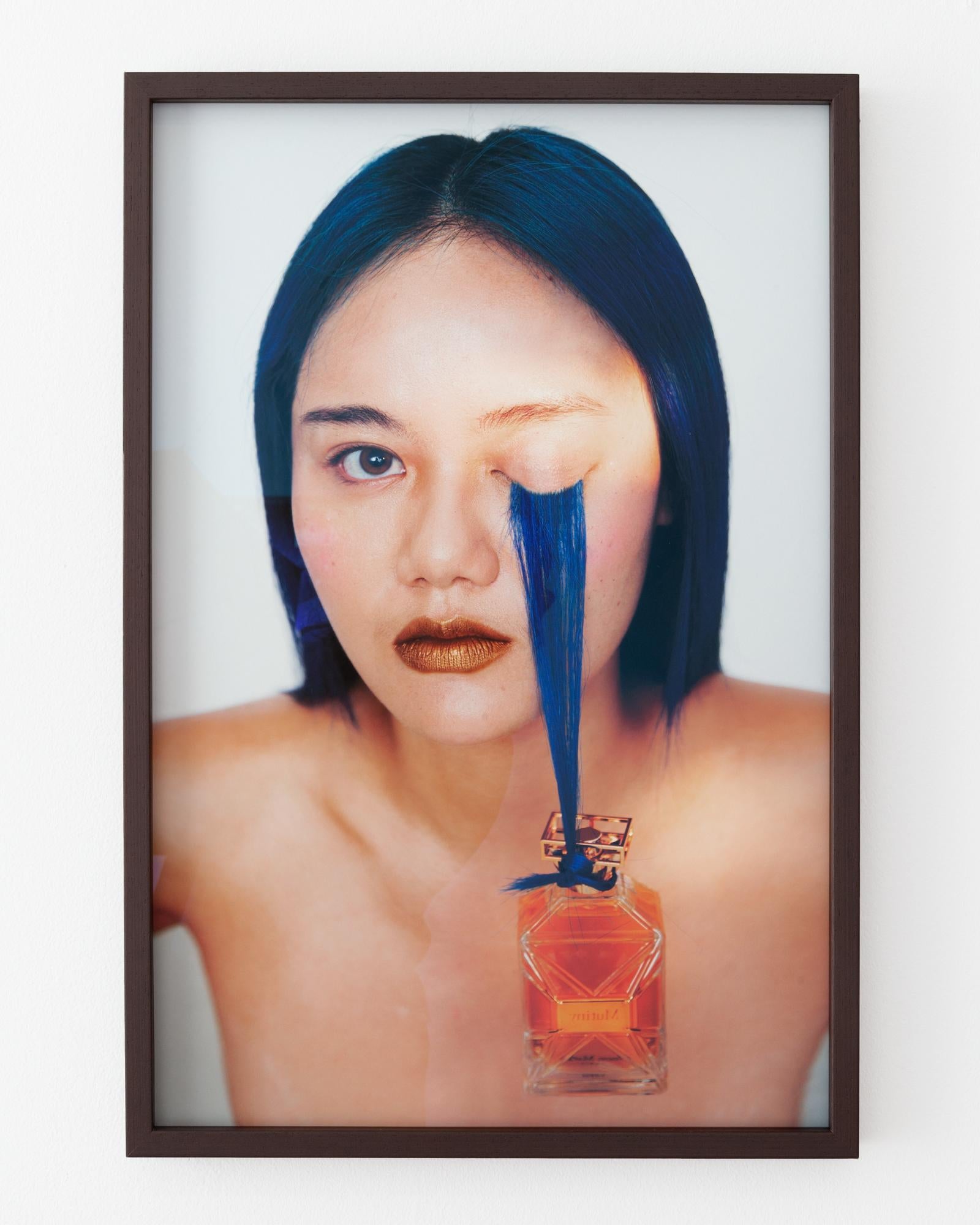 Wear Perfume - John Yuyi, tatouages temporaires, médias sociaux, photographie, art en vente 1