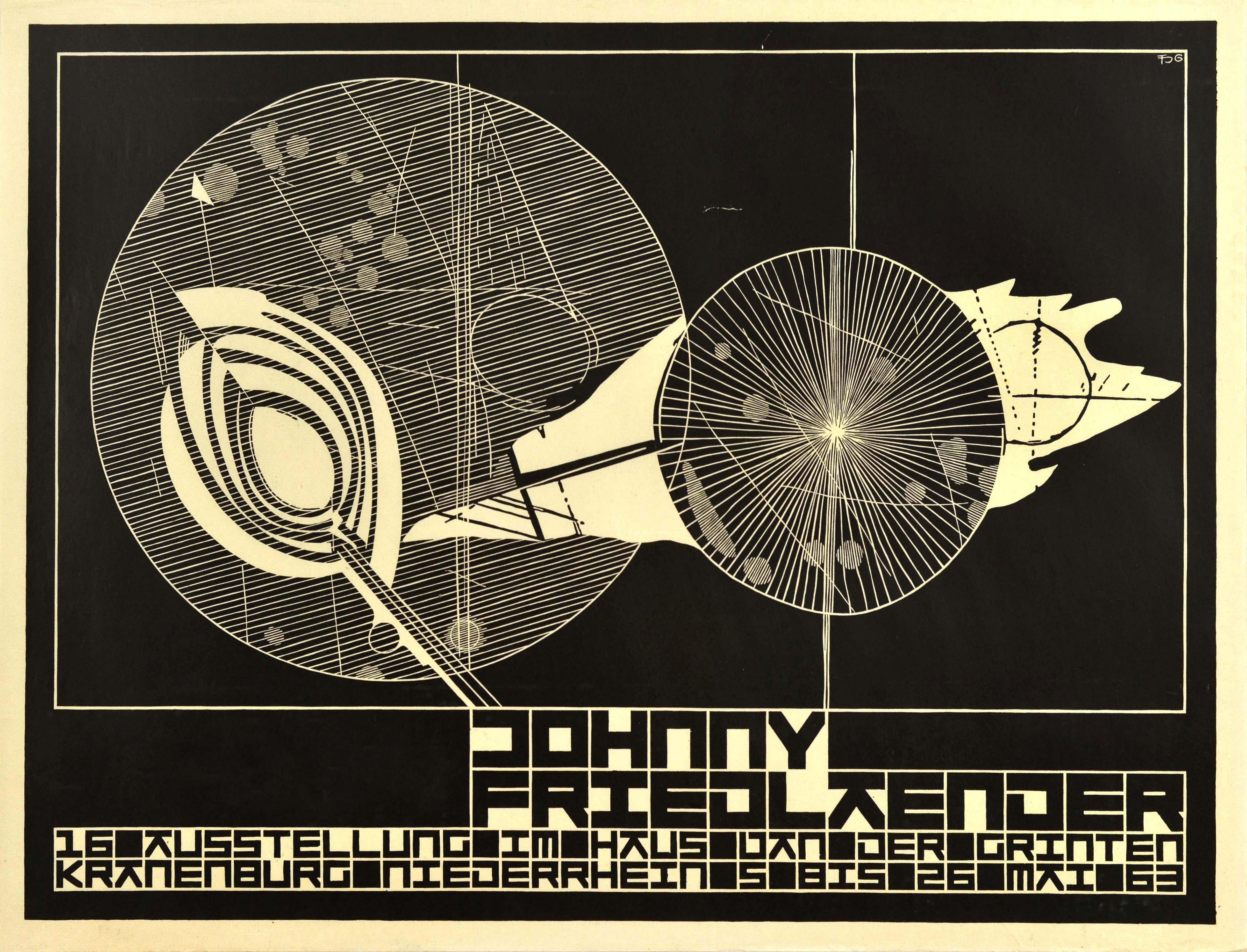 Manifesto pubblicitario originale d'epoca - Johnny Friedlaender 16 Austellungen / Mostra nella casa di A. der Van, Kranenburg Niederrhein dal 5 al 26 maggio 1963. Un grande design grafico caratterizzato da un'immagine di motivi circolari in bianco e