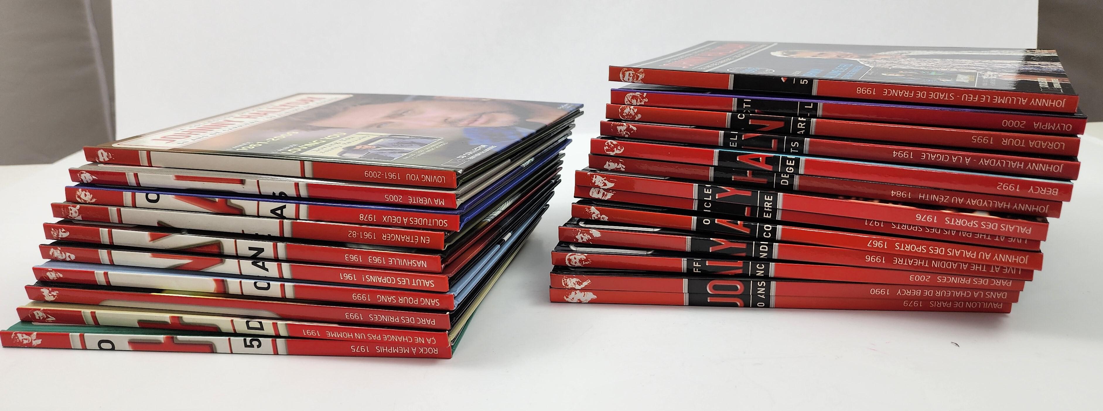 Die 50-jährige Karriere von Johnny Hallyday - Die offizielle Book Collection'S. Französisch Limited Edition.
Die offizielle Sammlung zur Feier der 50-jährigen Karriere von Johnny Hallyday besteht aus dreiundzwanzig Büchern und CDs.
Diese