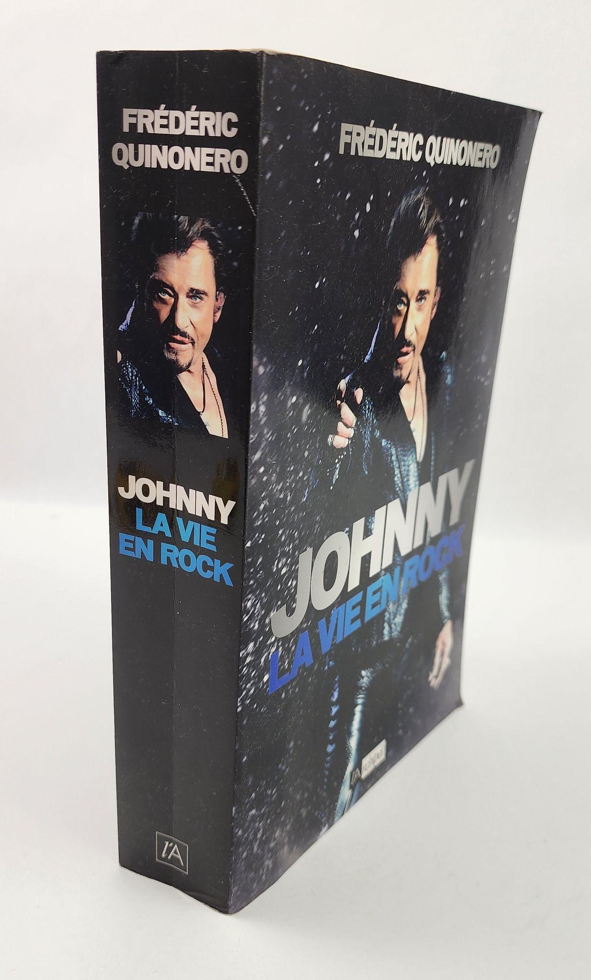 Artisanat Johnny La Vie en Rock French Edition Paper Back Johnny Hallyday French Rock Star en vente