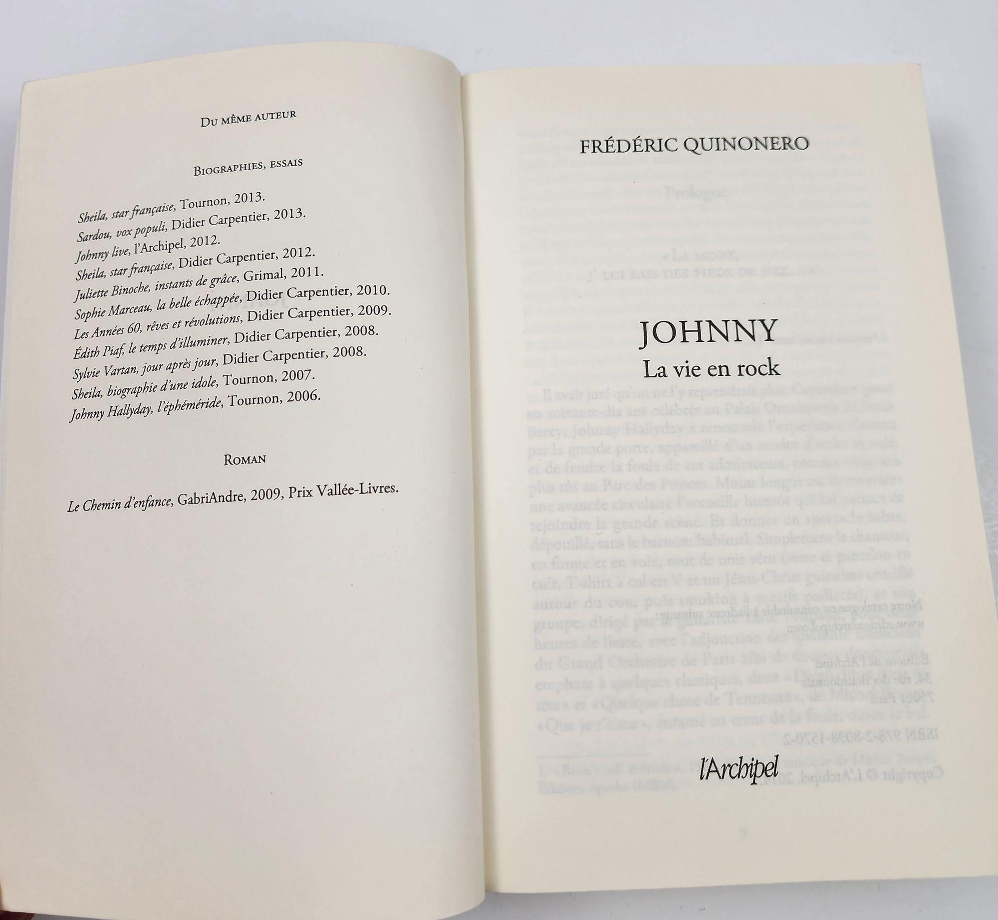 Johnny La Vie en Rock French Edition Paper Back Johnny Hallyday French Rock Star Bon état - En vente à North Hollywood, CA