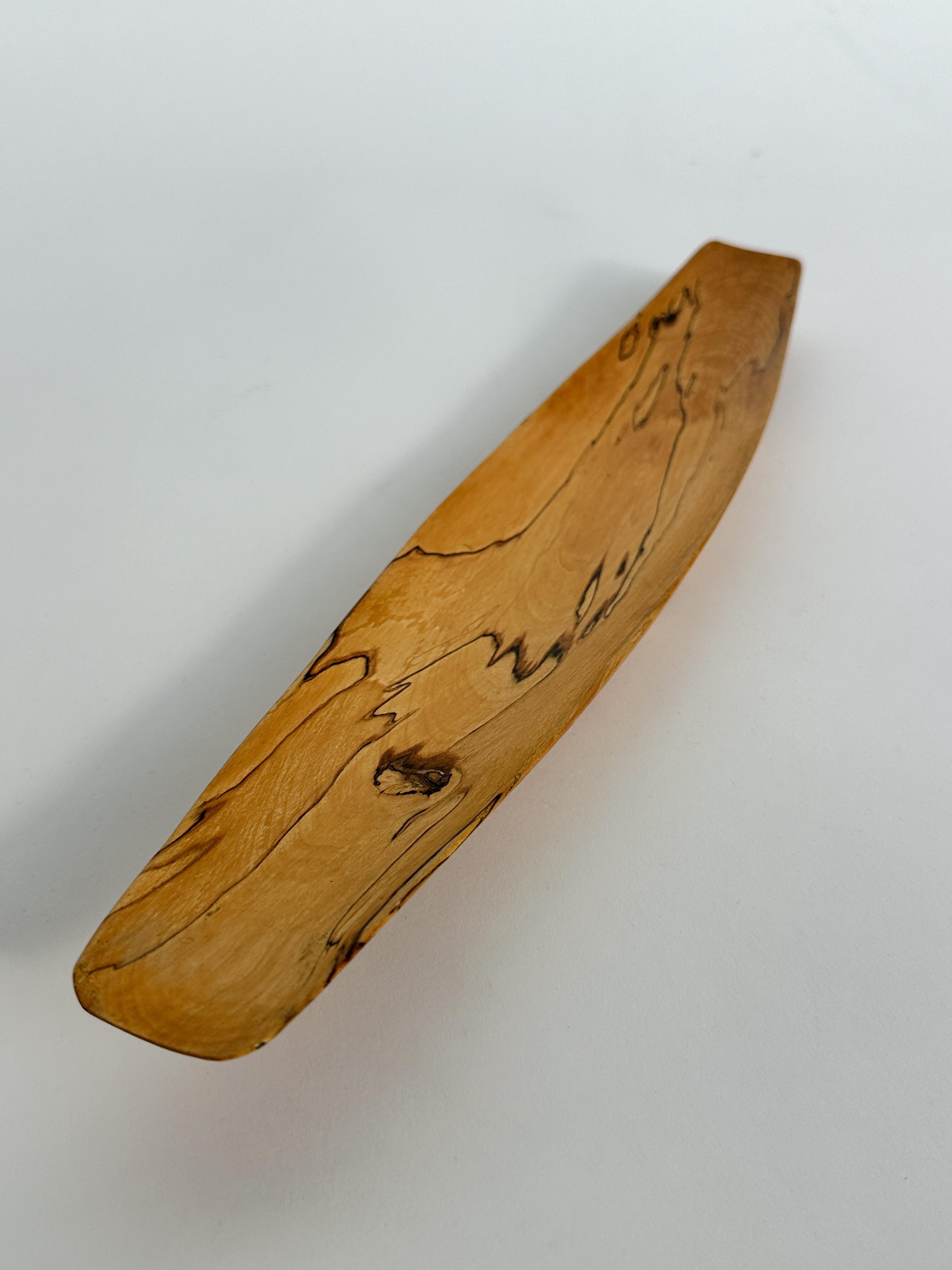 Johnny Mattsson Bowl Boat Shaped Wooden Spalted 1950s Hand Carved In Good Condition For Sale In Basel, BS