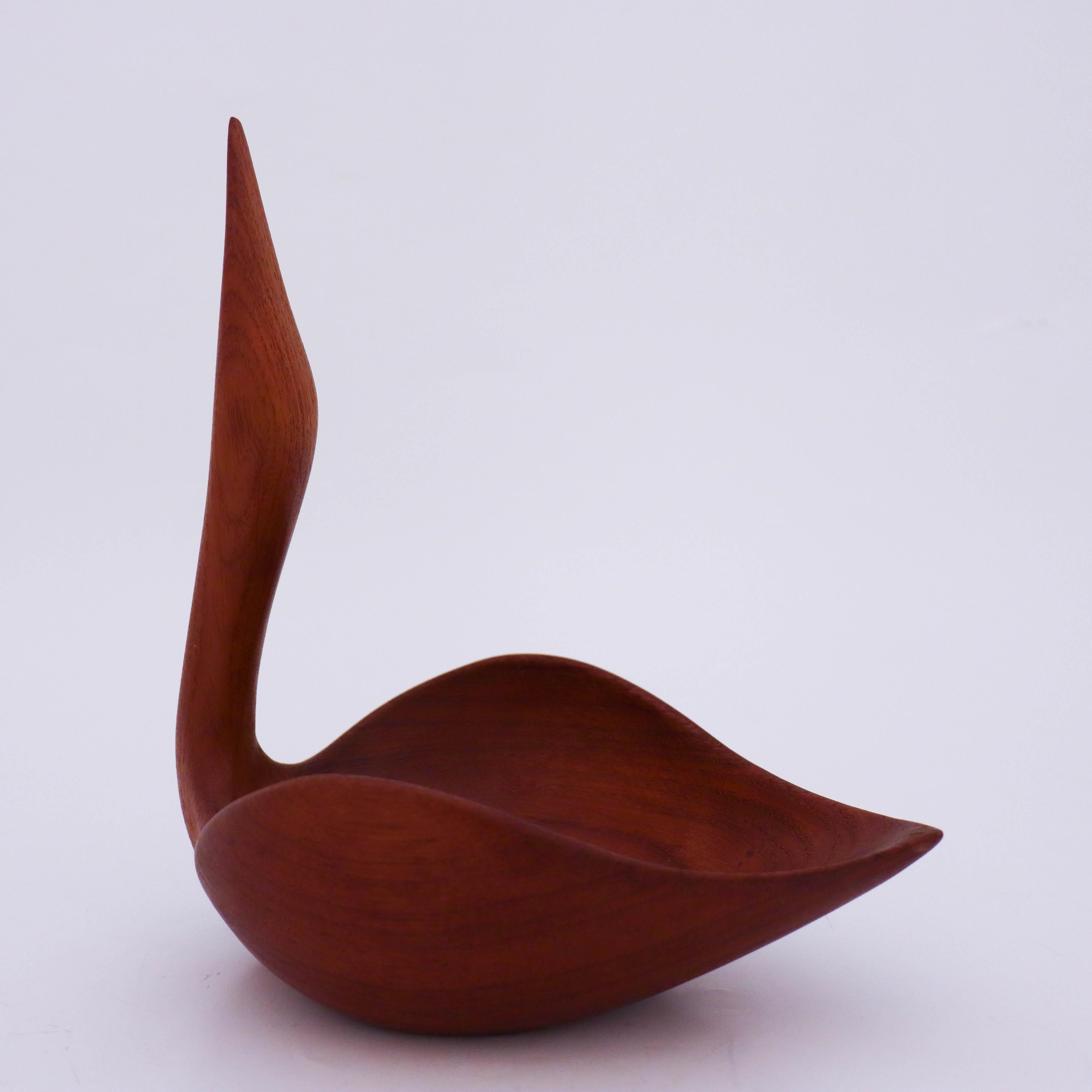 Johnny Mattsson, Wooden Sculpture / Bowl Bird Teak, Sweden In Good Condition For Sale In Stockholm, SE