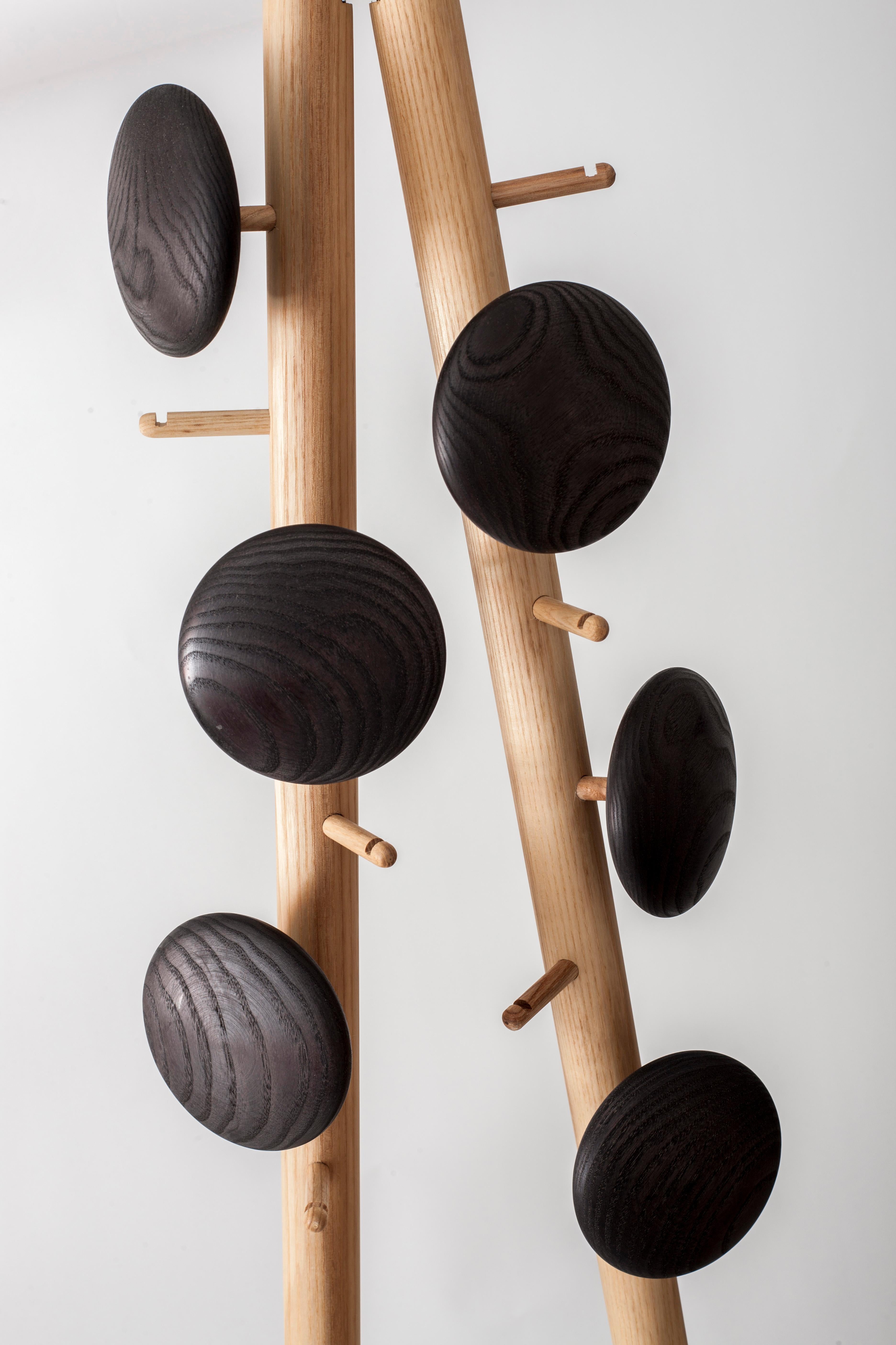 Modern Johnny Stecchino Coat rack Black by Adentro For Sale