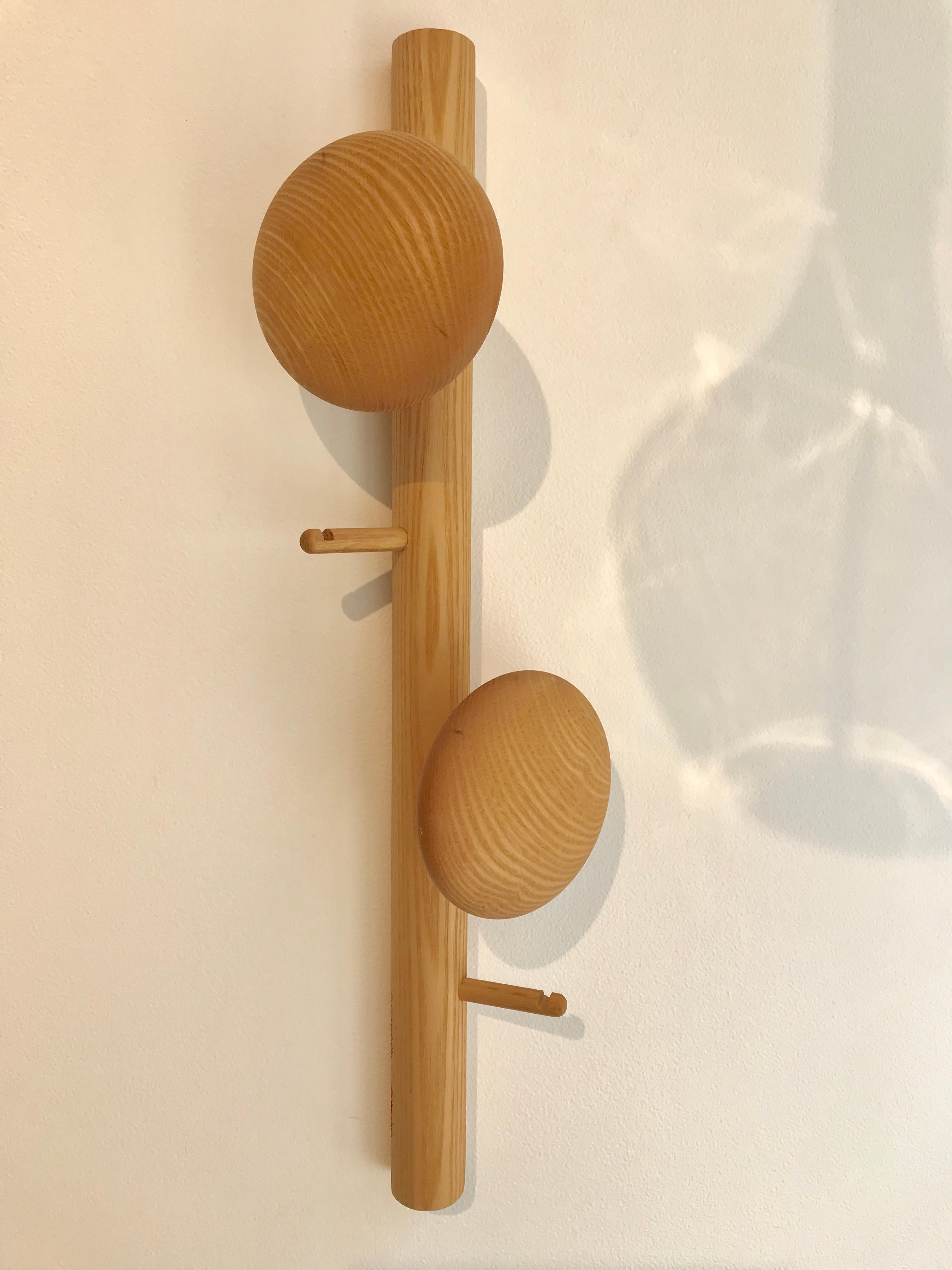Modern Johnny Stecchino Jr Coat rack Natural by Adentro For Sale