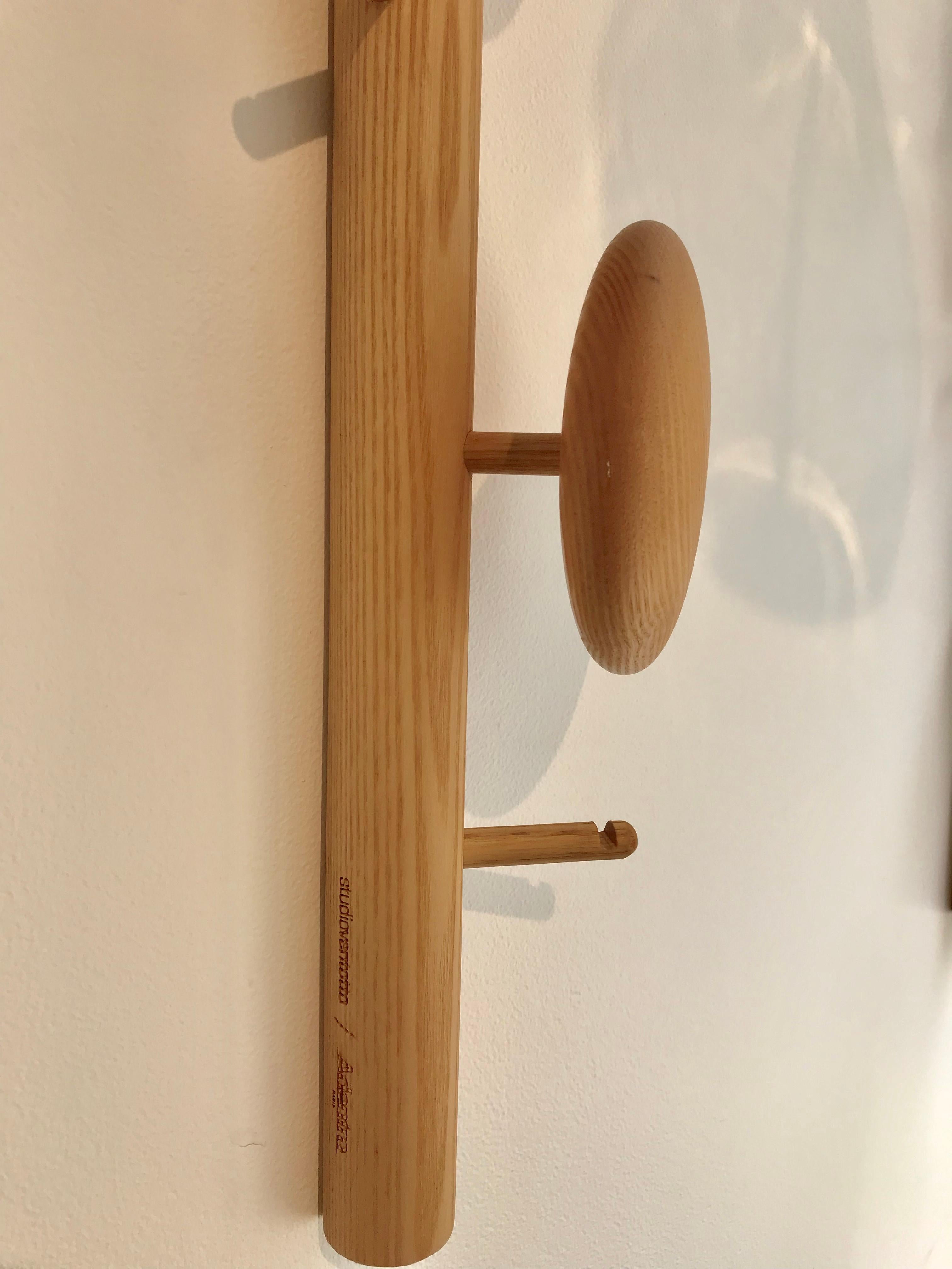 Turned Johnny Stecchino Jr Coat rack Natural by Adentro For Sale