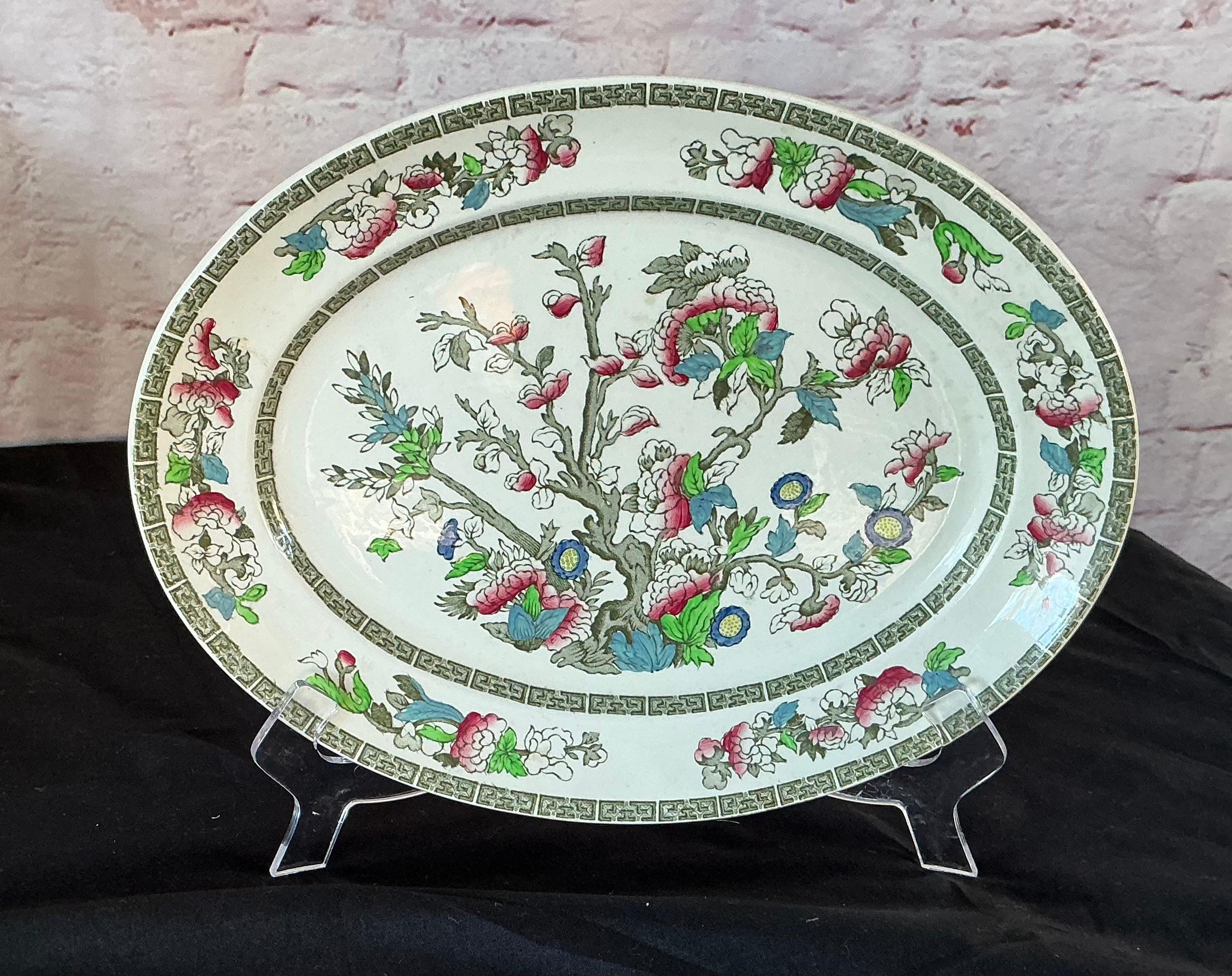 20ième siècle Chine en forme d'arbre indien de Johnson Brothers, ensemble de 49 pièces en vente